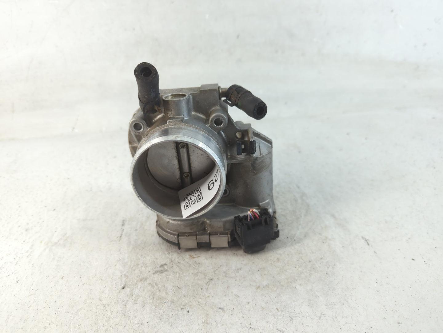 2011-2016 Kia Optima Throttle Body P/N:35100-2G800 Fits Fits 2011 2012 2013 2014 2015 2016 OEM Used Auto Parts - Oemusedauto