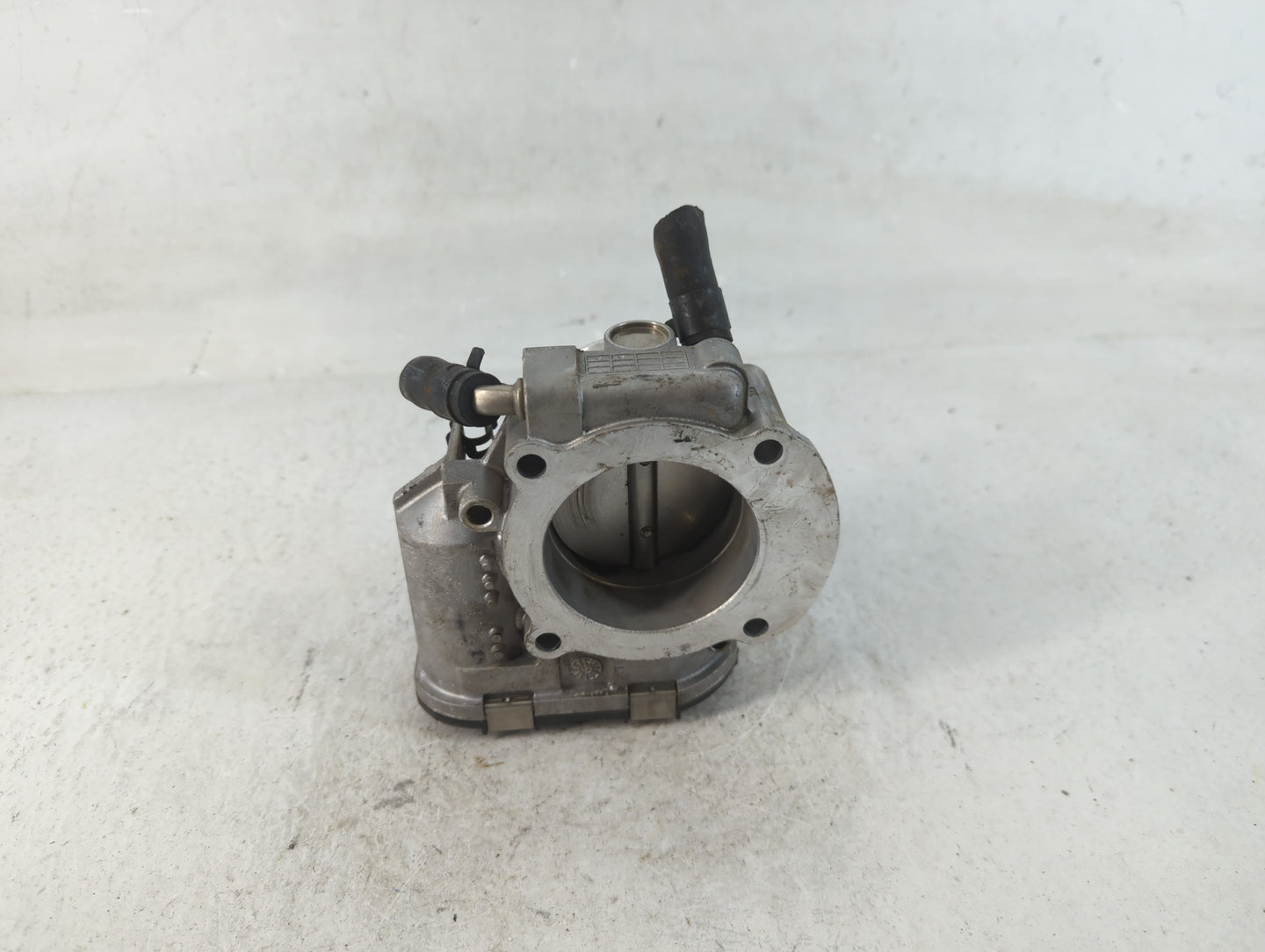 2011-2016 Kia Optima Throttle Body P/N:35100-2G800 Fits Fits 2011 2012 2013 2014 2015 2016 OEM Used Auto Parts - Oemusedauto