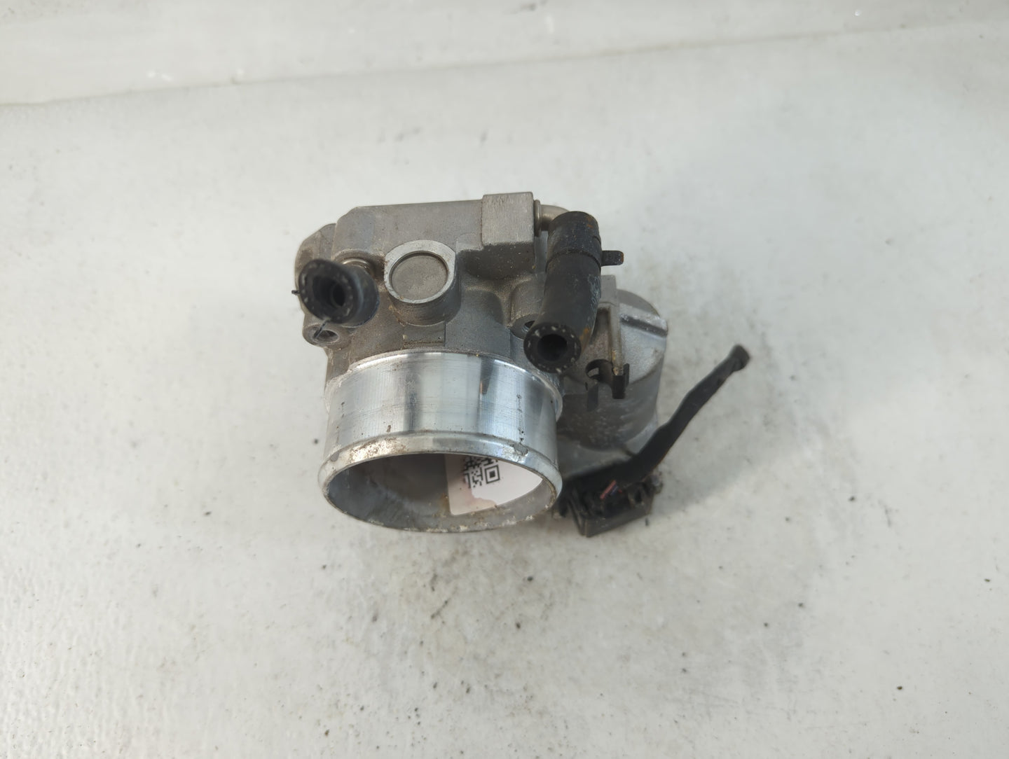 2011-2015 Kia Optima Throttle Body P/N:35100-2G700 Fits Fits 2011 2012 2013 2014 2015 2016 OEM Used Auto Parts - Oemusedauto
