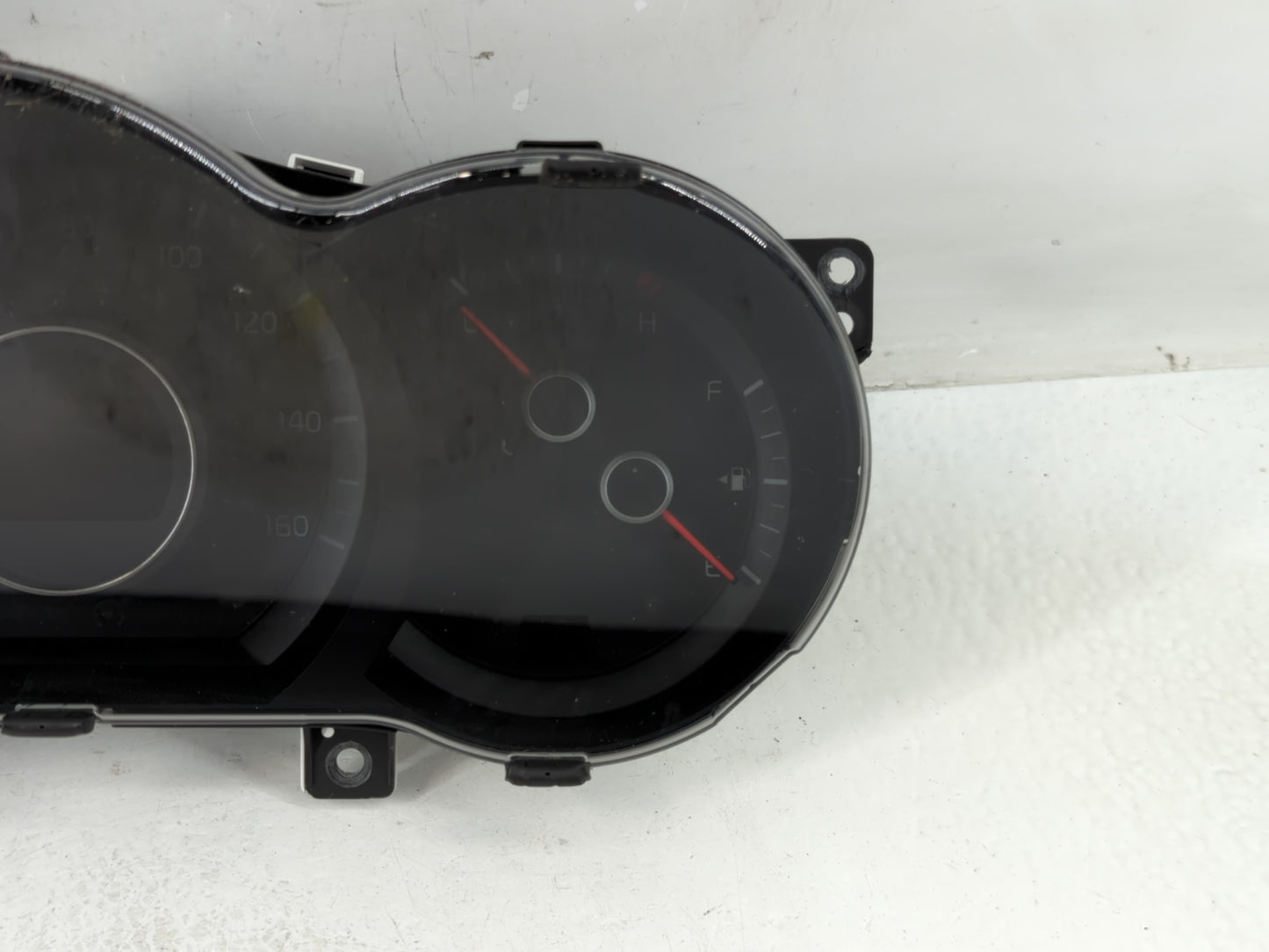 2014-2015 Kia Optima Instrument Cluster Speedometer Gauges P/N:94031-2T270 Fits Fits 2014 2015 OEM Used Auto Parts - Oemused
