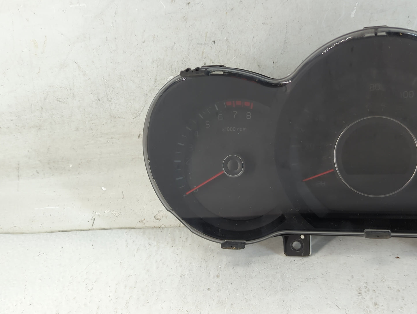 2014-2015 Kia Optima Instrument Cluster Speedometer Gauges P/N:94031-2T270 Fits Fits 2014 2015 OEM Used Auto Parts - Oemused