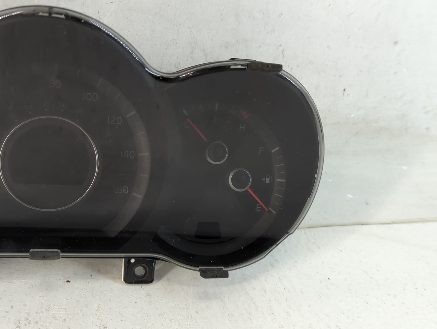 2014-2015 Kia Optima Instrument Cluster Speedometer Gauges P/N:94031-2T270 Fits Fits 2014 2015 OEM Used Auto Parts - Oemused