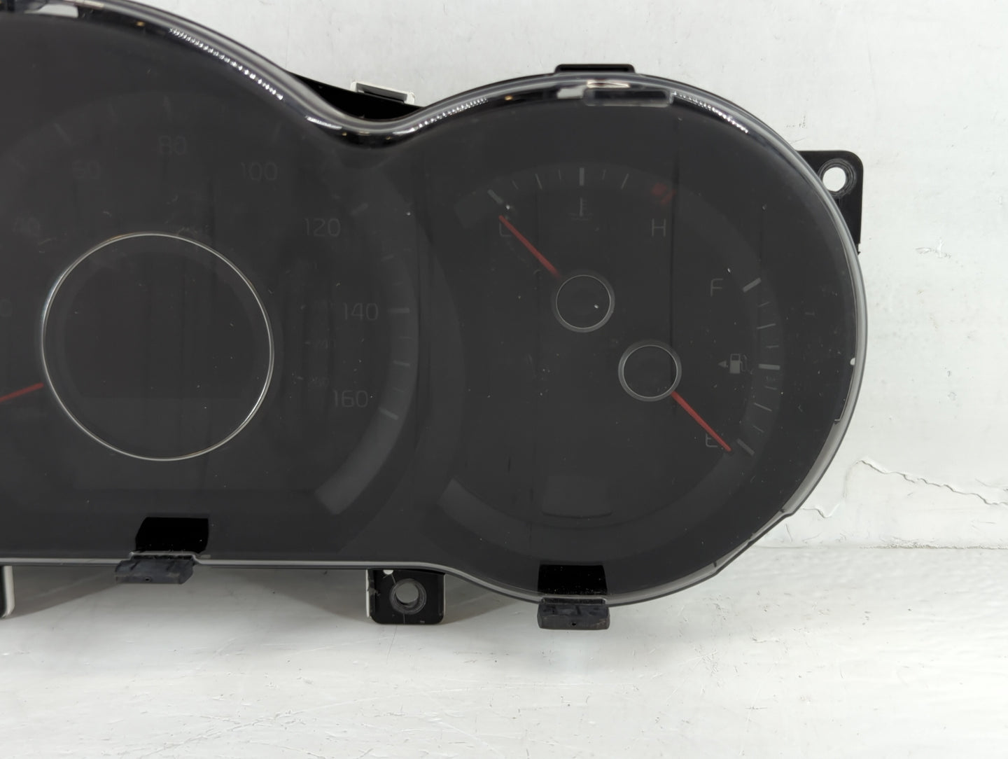 2014-2015 Kia Optima Instrument Cluster Speedometer Gauges P/N:94031-2T270 Fits Fits 2014 2015 OEM Used Auto Parts - Oemused