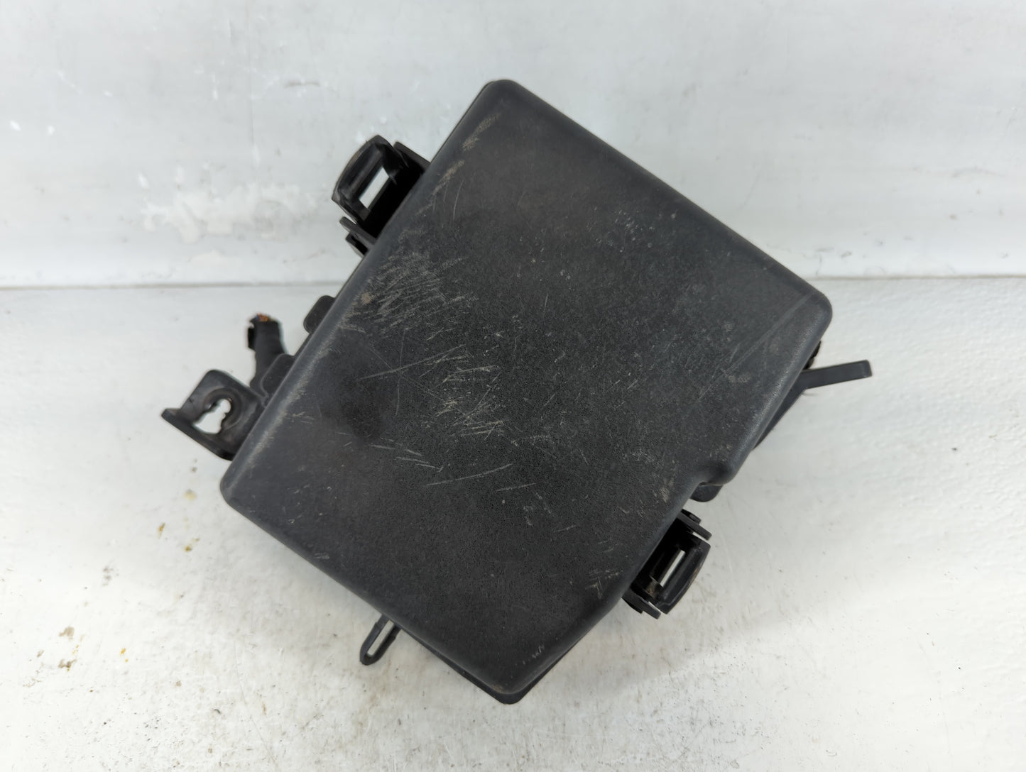2014-2015 Kia Optima Fusebox Fuse Box Panel Relay Module P/N:91955-2T730 Fits Fits 2014 2015 OEM Used Auto Parts - Oemusedau