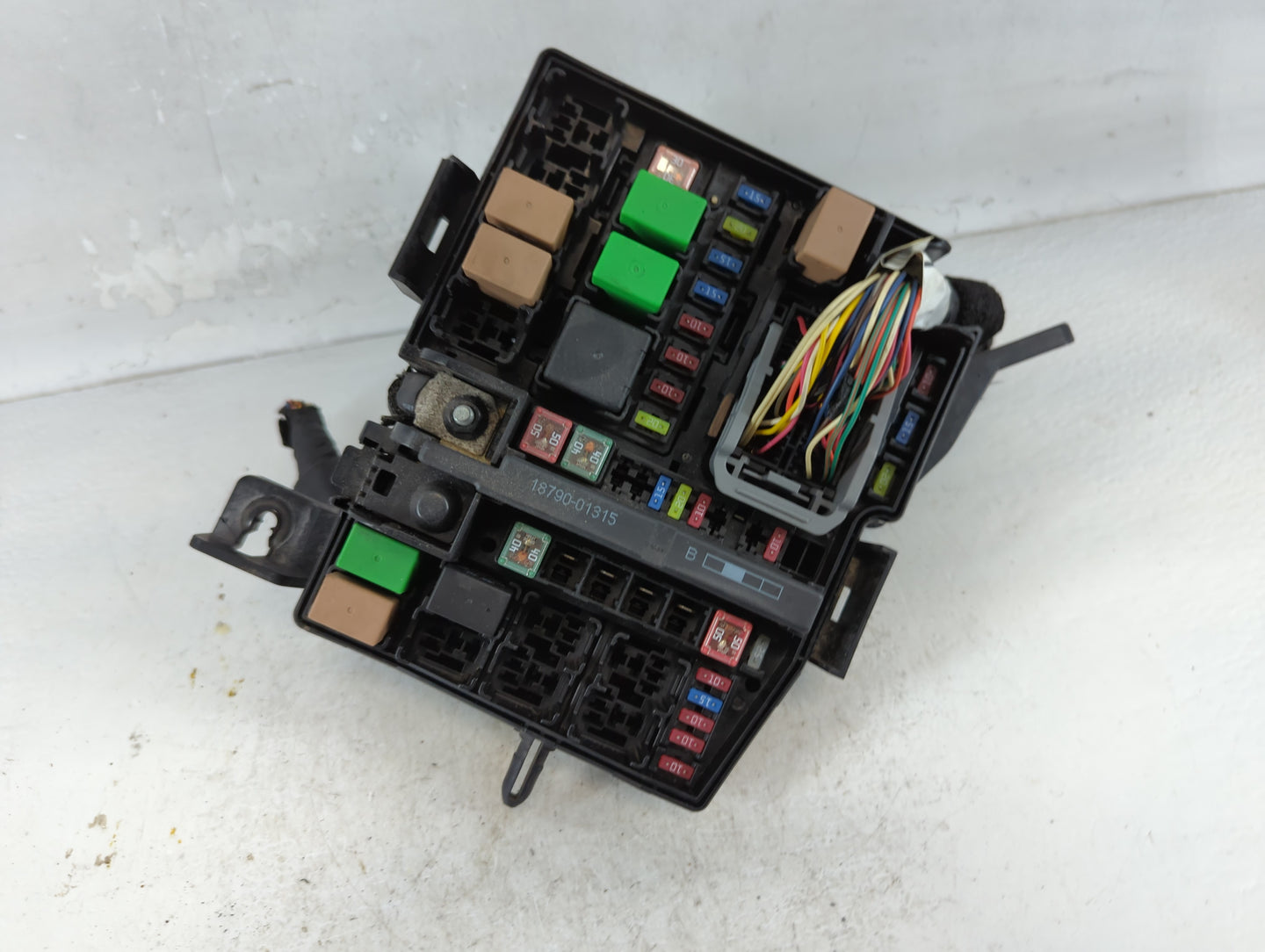 2014-2015 Kia Optima Fusebox Fuse Box Panel Relay Module P/N:91955-2T730 Fits Fits 2014 2015 OEM Used Auto Parts - Oemusedau