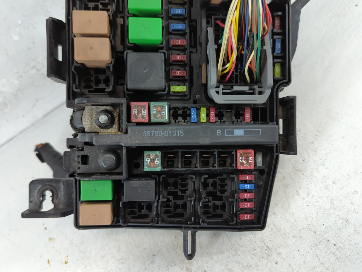 2014-2015 Kia Optima Fusebox Fuse Box Panel Relay Module P/N:91955-2T730 Fits Fits 2014 2015 OEM Used Auto Parts - Oemusedau