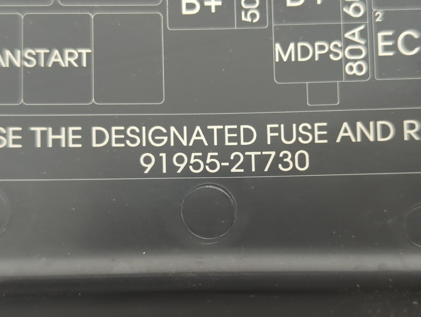 2014-2015 Kia Optima Fusebox Fuse Box Panel Relay Module P/N:91955-2T730 Fits Fits 2014 2015 OEM Used Auto Parts - Oemusedau