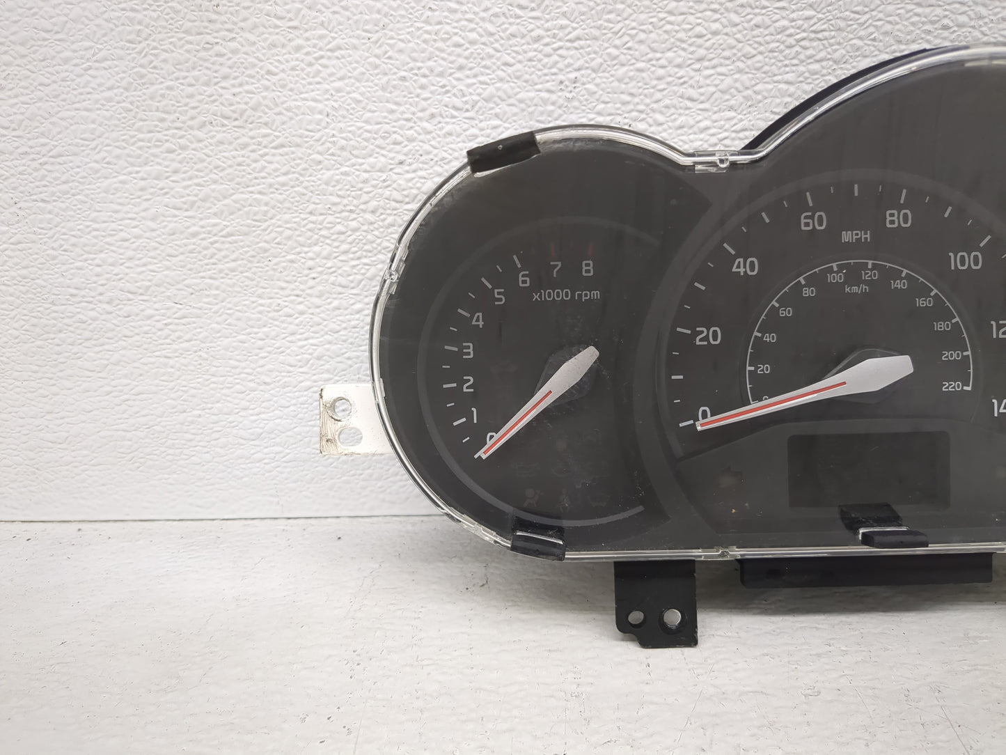 2014-2015 Kia Rio Instrument Cluster Speedometer Gauges P/N:94022-1W118 Fits Fits 2014 2015 OEM Used Auto Parts - Oemusedaut