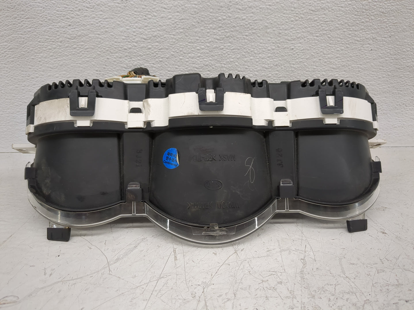 2014-2015 Kia Rio Instrument Cluster Speedometer Gauges P/N:94022-1W118 Fits Fits 2014 2015 OEM Used Auto Parts - Oemusedaut