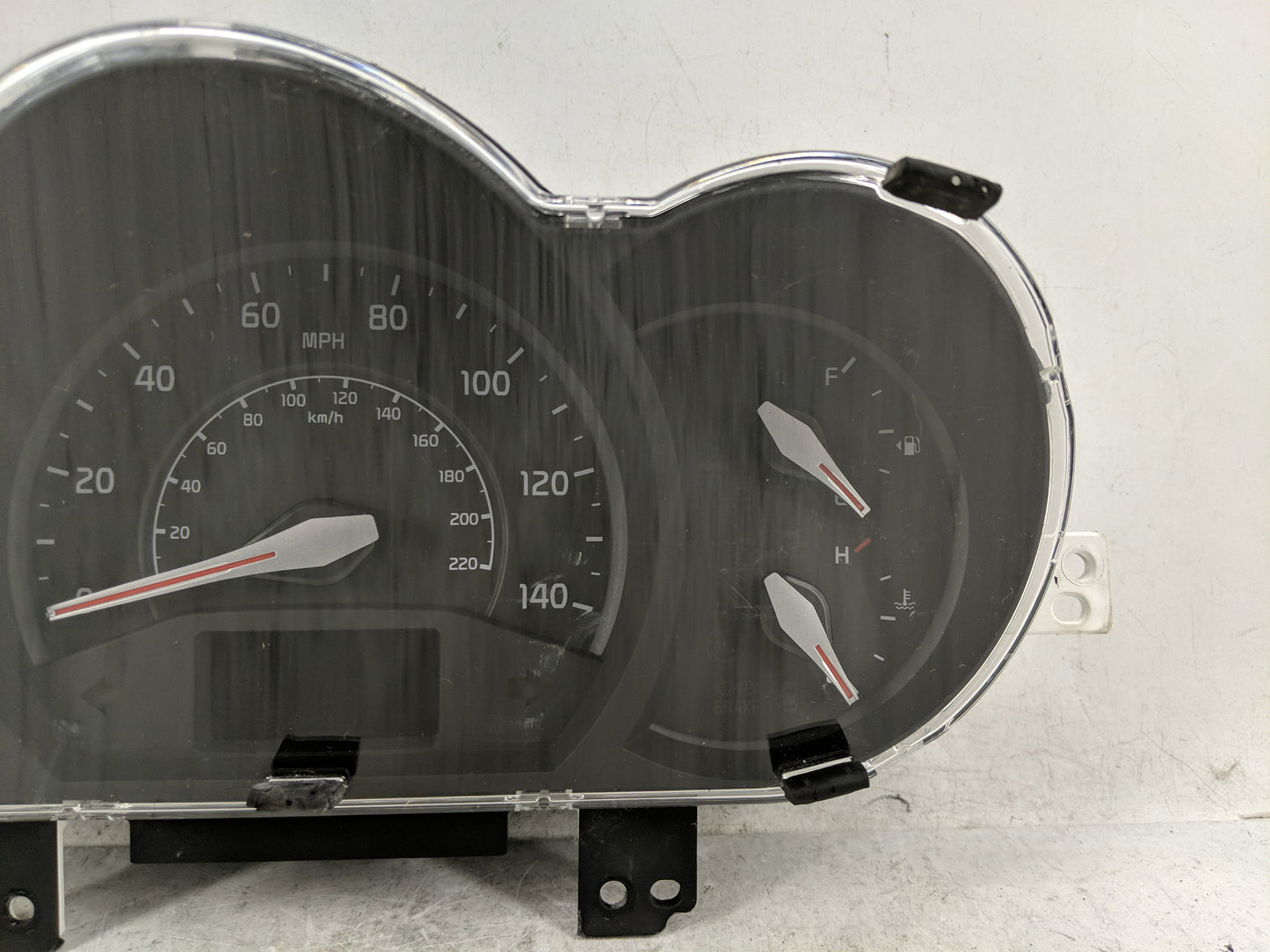 2014 Kia Rio Instrument Cluster Speedometer Gauges P/N:D209 14A28-236 D209 94022-1W118 Fits OEM Used Auto Parts - Oemusedaut