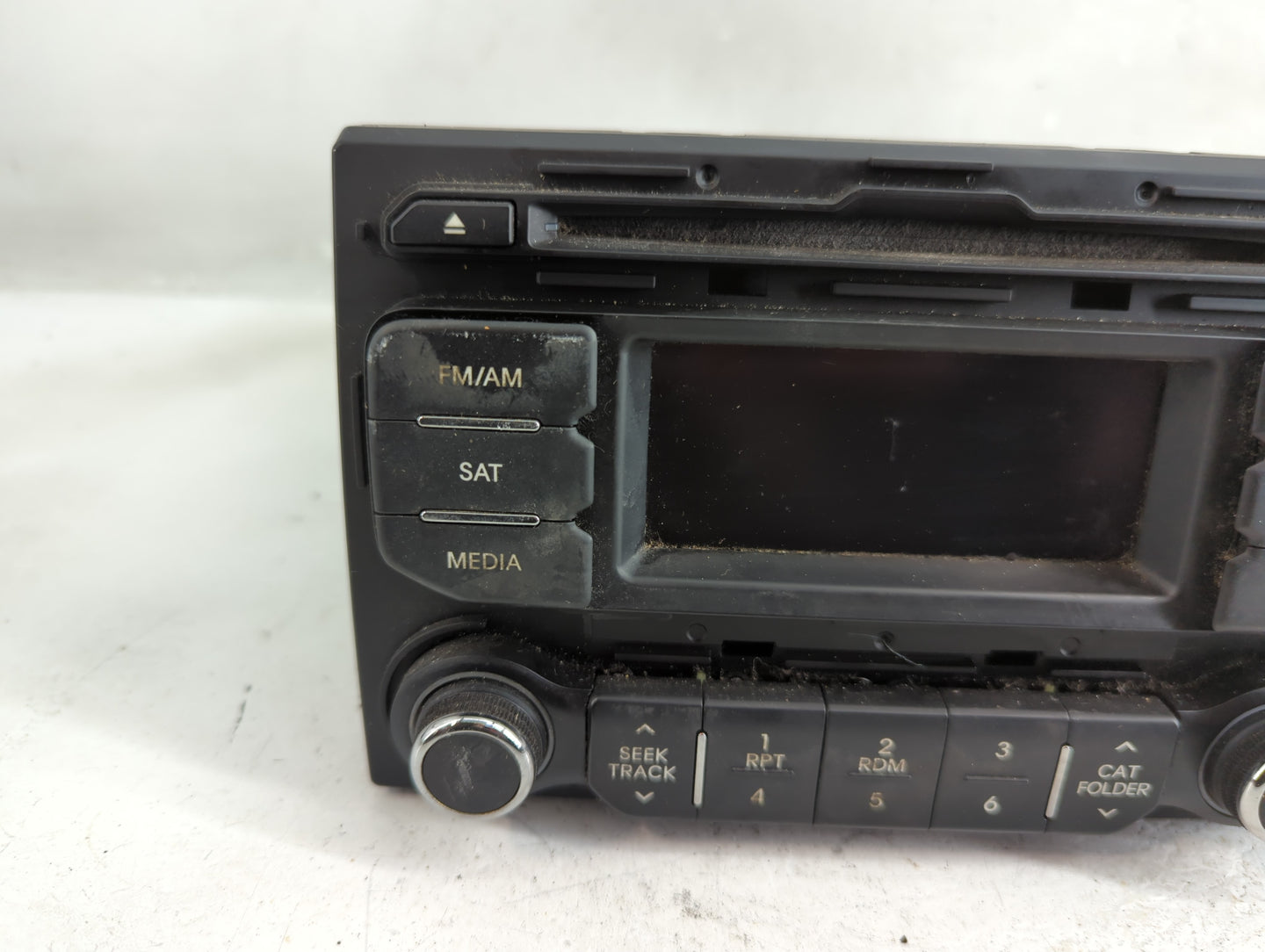 2012-2015 Kia Rio Radio AM FM Cd Player Receiver Replacement P/N:96170-1W900CA Fits Fits 2012 2013 2014 2015 OEM Used Auto P
