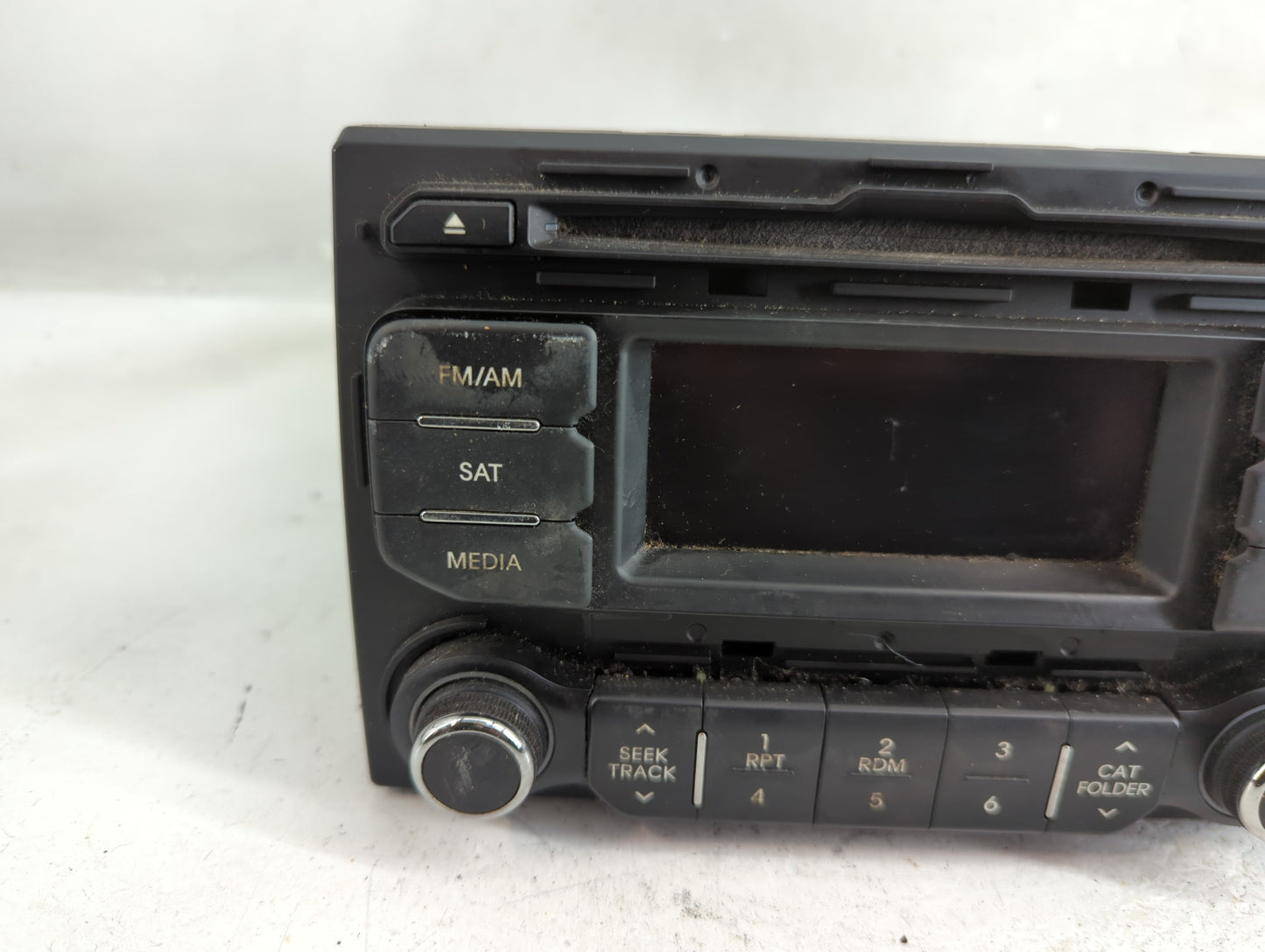 2012-2015 Kia Rio Radio AM FM Cd Player Receiver Replacement P/N:96170-1W900CA Fits Fits 2012 2013 2014 2015 OEM Used Auto P