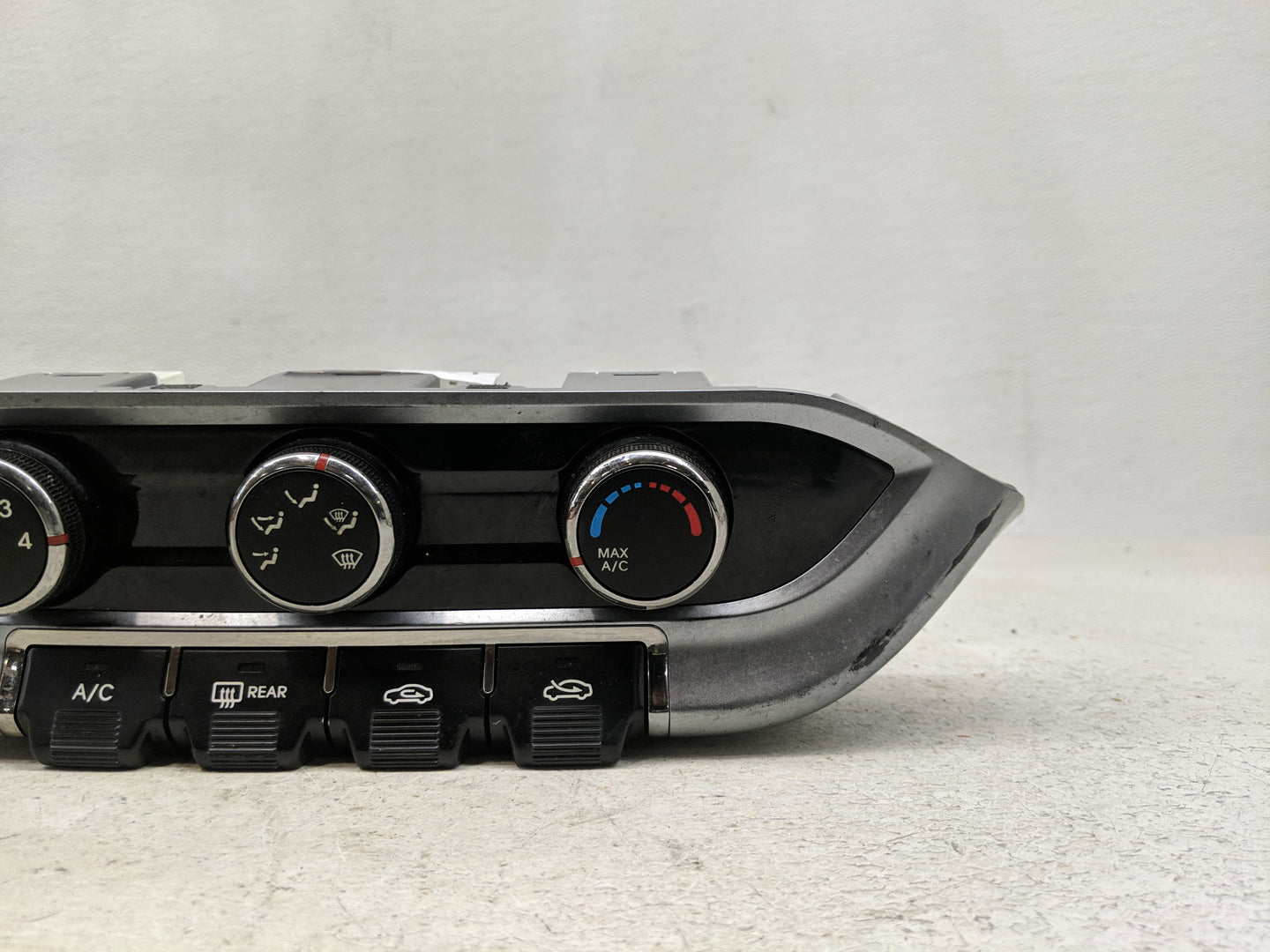 2012-2015 Kia Rio Climate Control Module Temperature AC/Heater Replacement P/N:97250-1WXXX 97250-1W060 Fits OEM Used Auto Pa