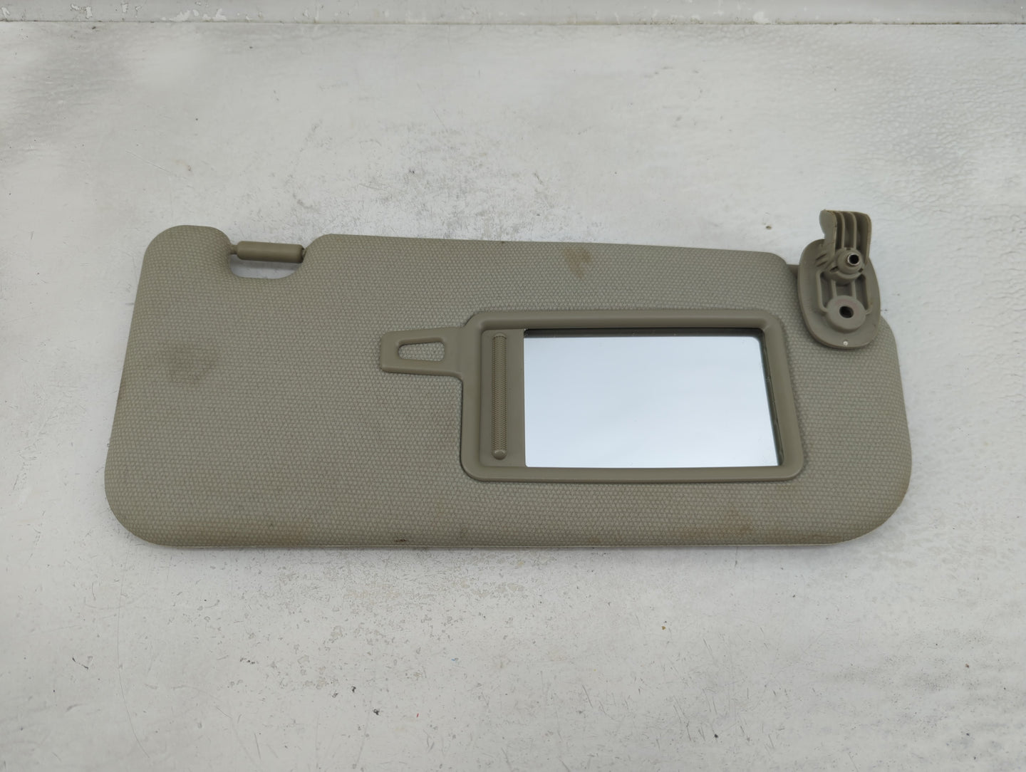 2012-2017 Kia Rio Sun Visor Shade Replacement Passenger Right Mirror Fits Fits 2012 2013 2014 2015 2016 2017 OEM Used Auto P