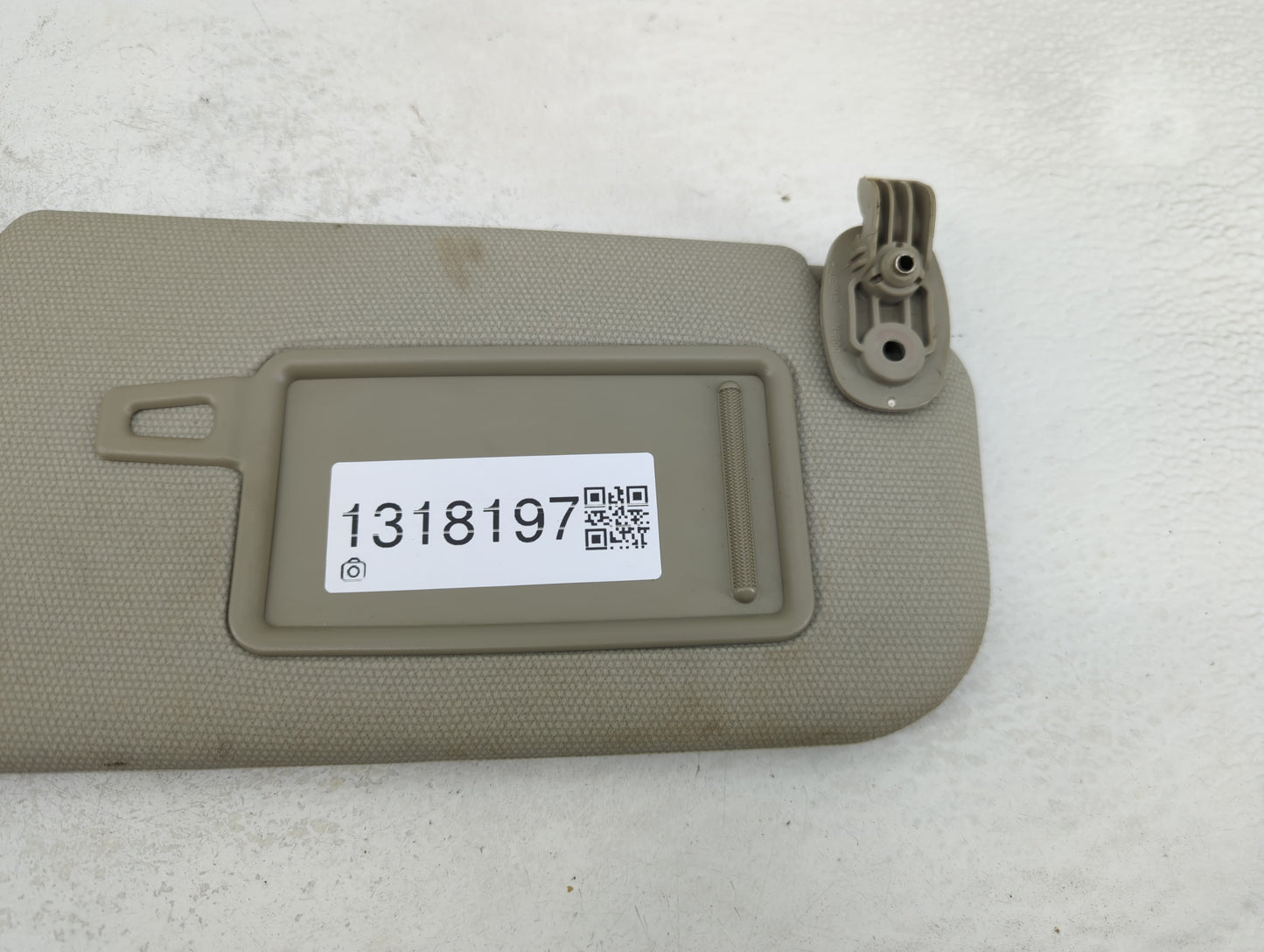 2012-2017 Kia Rio Sun Visor Shade Replacement Passenger Right Mirror Fits Fits 2012 2013 2014 2015 2016 2017 OEM Used Auto P