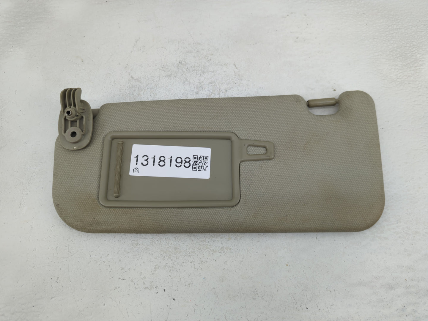2012-2017 Kia Rio Sun Visor Shade Replacement Driver Left Mirror Fits Fits 2012 2013 2014 2015 2016 2017 OEM Used Auto Parts