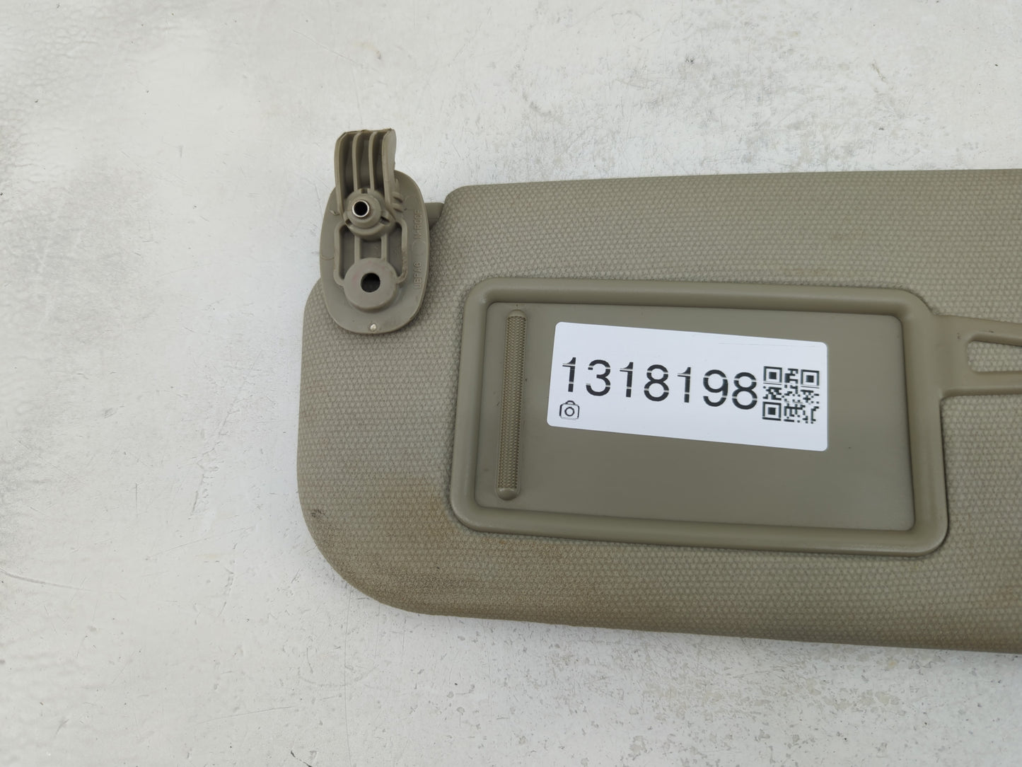 2012-2017 Kia Rio Sun Visor Shade Replacement Driver Left Mirror Fits Fits 2012 2013 2014 2015 2016 2017 OEM Used Auto Parts