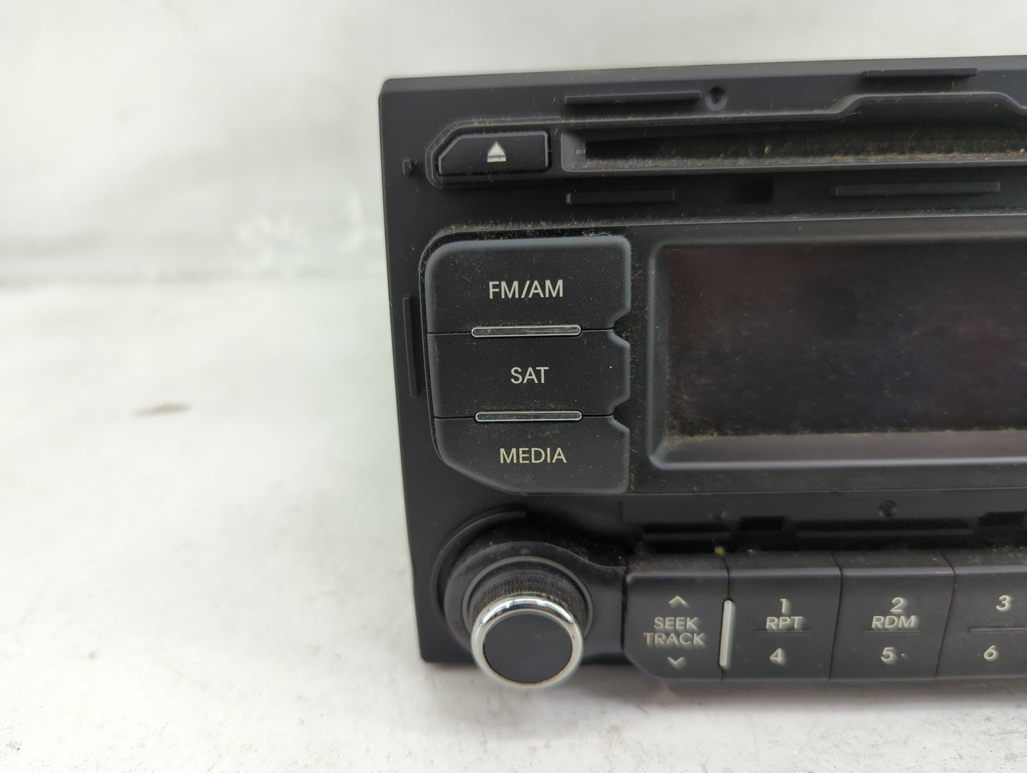 2012-2015 Kia Rio Radio AM FM Cd Player Receiver Replacement P/N:961701W900CA AM170IHAN Fits Fits 2012 2013 2014 2015 OEM Us