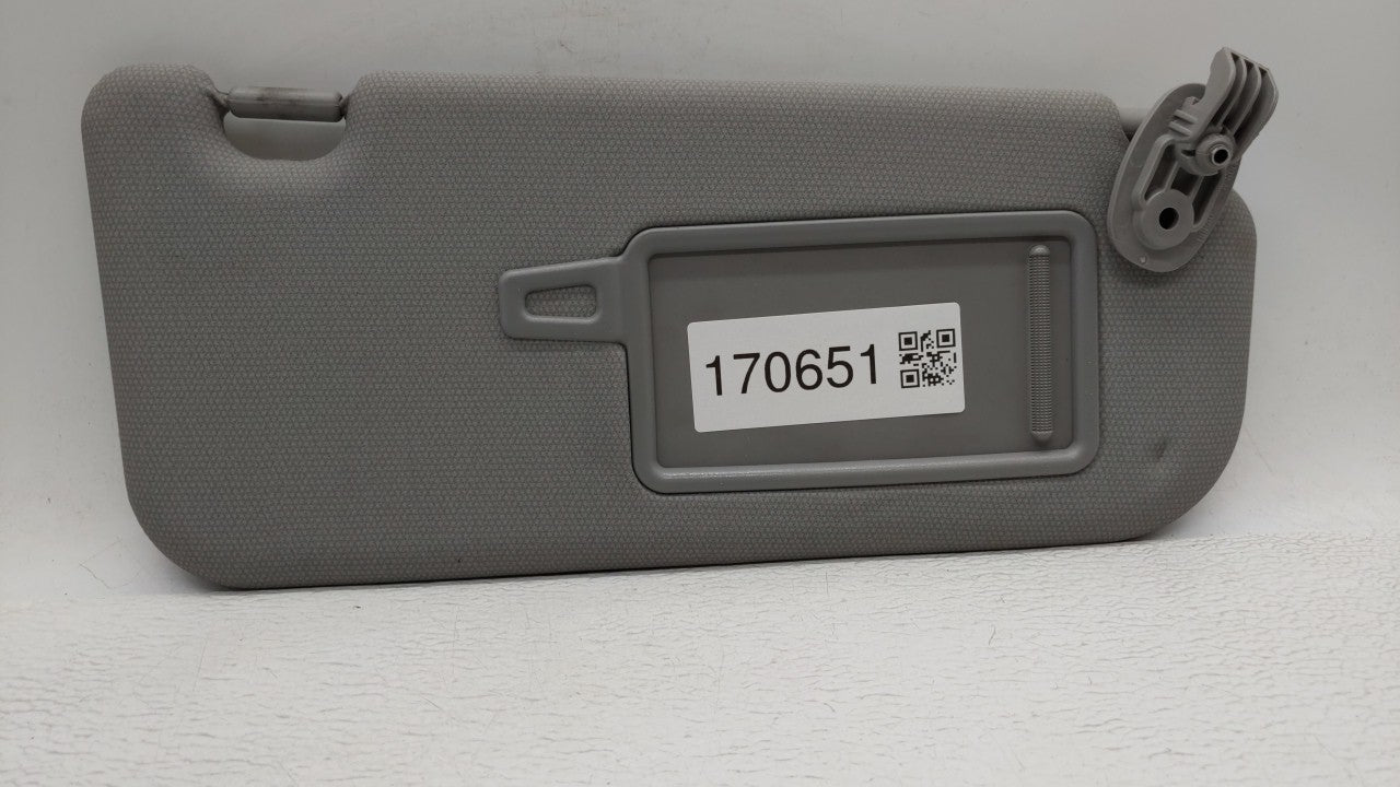 2012-2017 Kia Rio Sun Visor Shade Replacement Passenger Right Mirror Fits Fits 2012 2013 2014 2015 2016 2017 OEM Used Auto P
