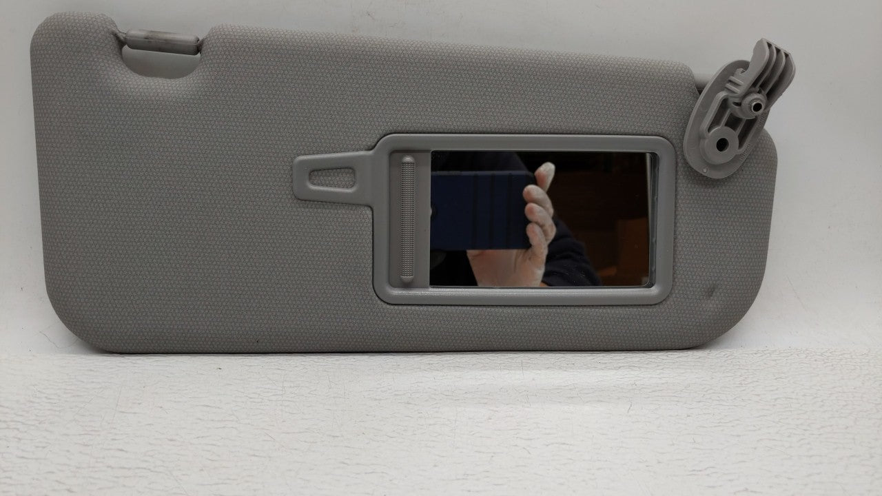 2012-2017 Kia Rio Sun Visor Shade Replacement Passenger Right Mirror Fits Fits 2012 2013 2014 2015 2016 2017 OEM Used Auto P