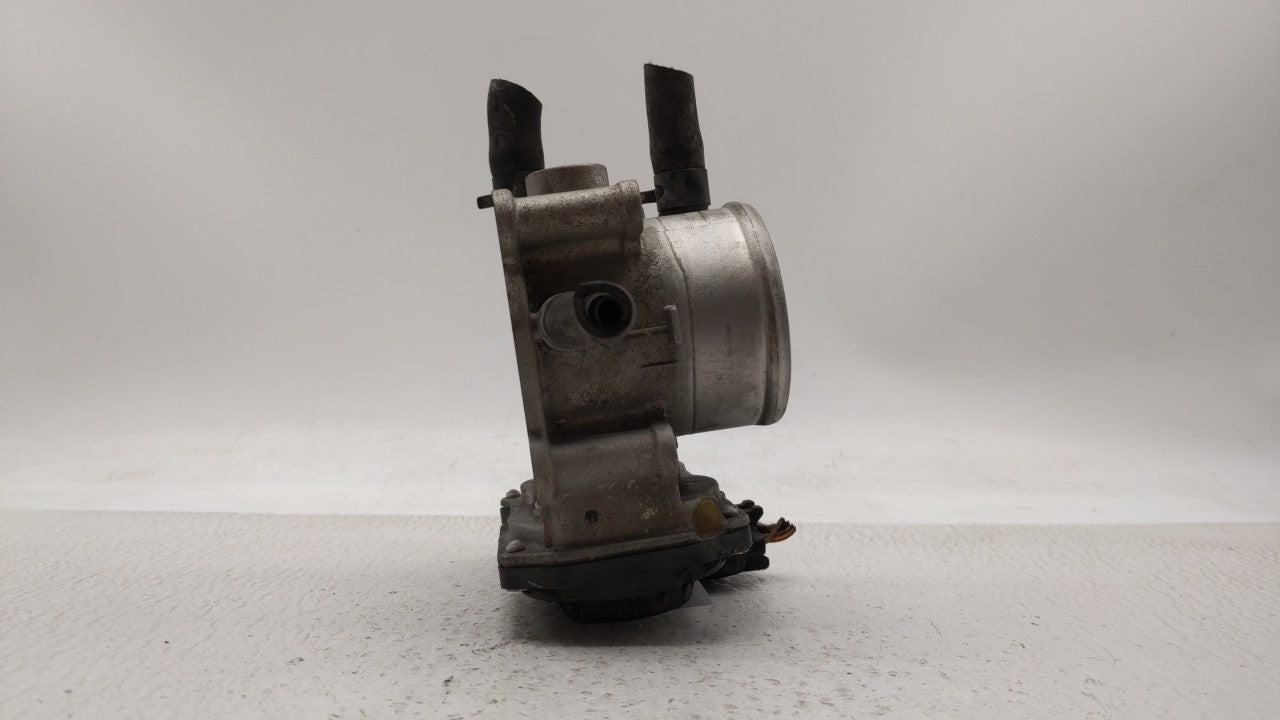 2012-2019 Kia Rio Throttle Body P/N:5302-1S02 35100-2B300 Fits Fits 2012 2013 2014 2015 2016 2017 2018 2019 OEM Used Auto Pa