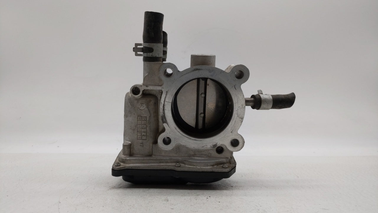 2012-2019 Kia Rio Throttle Body P/N:5302-1S02 35100-2B300 Fits Fits 2012 2013 2014 2015 2016 2017 2018 2019 OEM Used Auto Pa