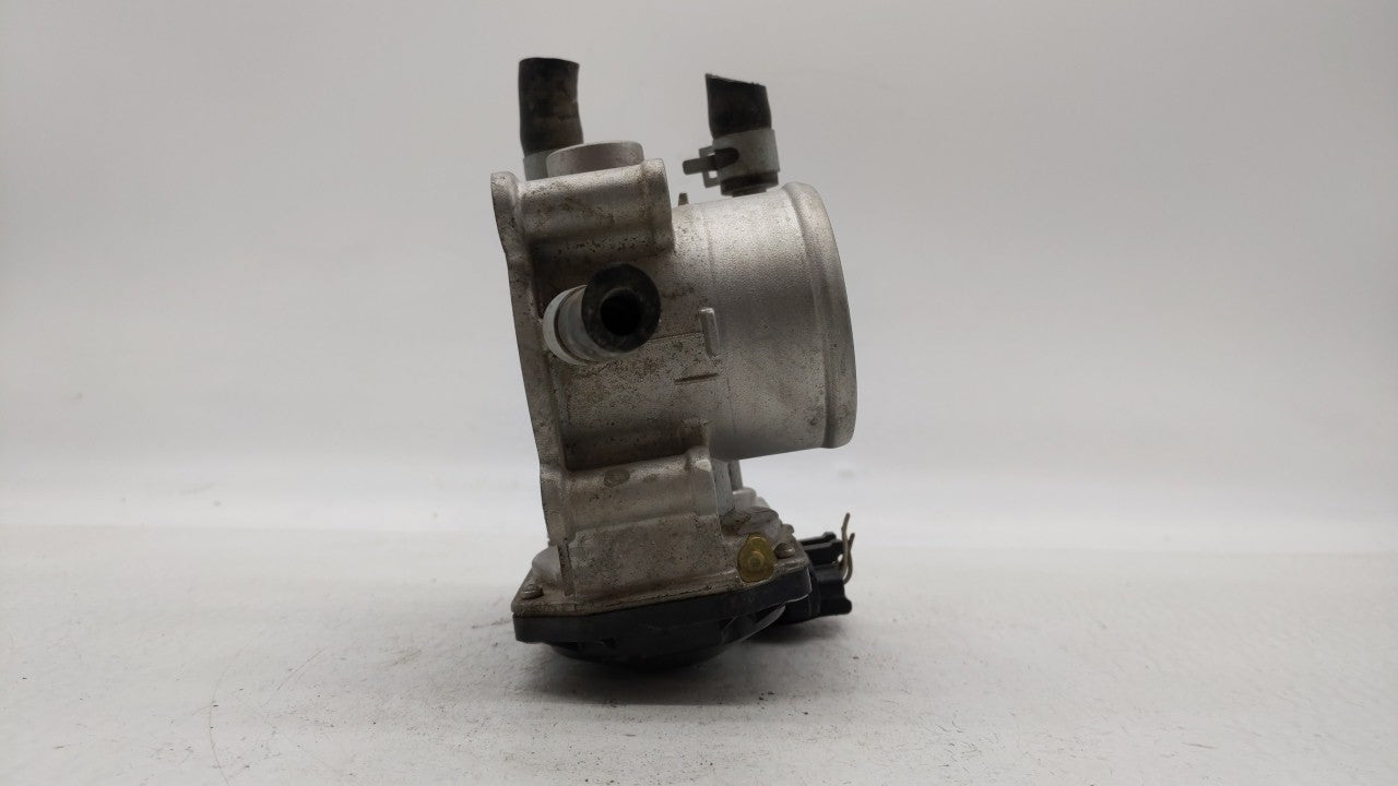 2012-2019 Kia Rio Throttle Body P/N:5302-1S02 35100-2B300 Fits Fits 2012 2013 2014 2015 2016 2017 2018 2019 OEM Used Auto Pa