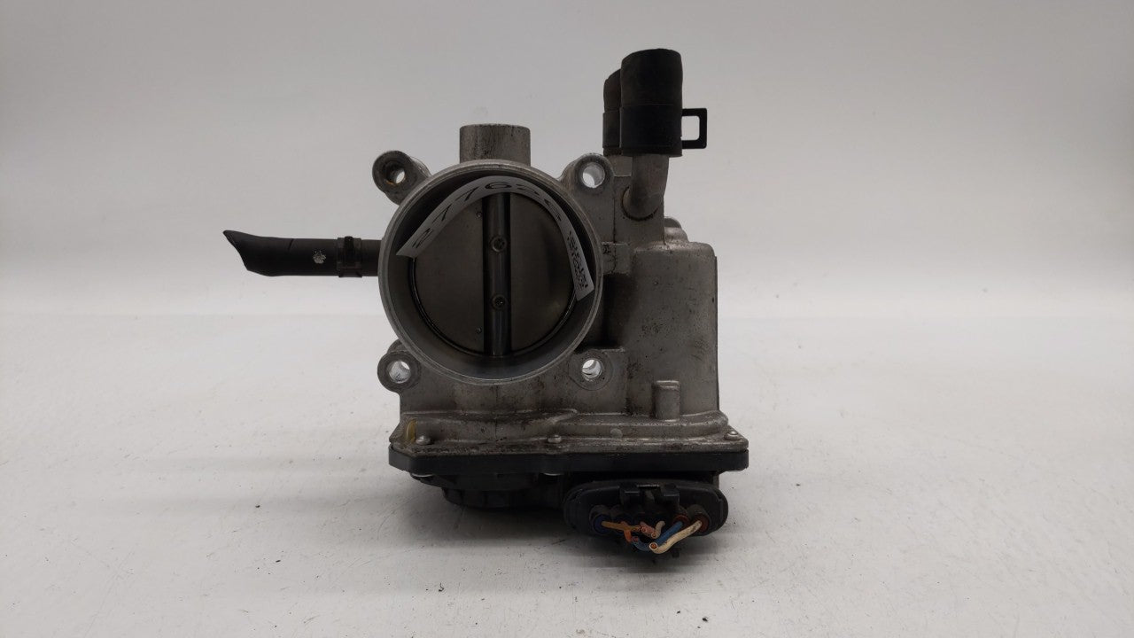 2012-2019 Kia Rio Throttle Body P/N:5302-1S02 35100-2B300 Fits Fits 2012 2013 2014 2015 2016 2017 2018 2019 OEM Used Auto Pa