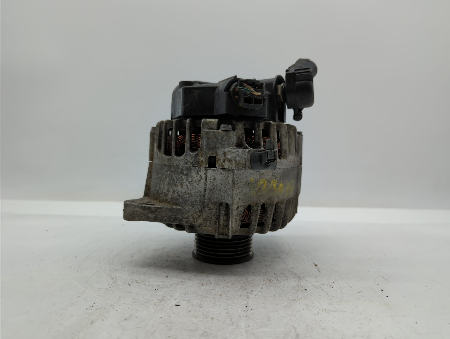2012-2015 Kia Rio Alternator Replacement Generator Charging Assembly Engine OEM P/N:37300-2B600 37300-2B300 Fits OEM Used Au