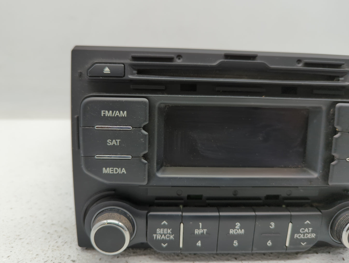 2012-2015 Kia Rio Radio AM FM Cd Player Receiver Replacement P/N:96170-1W950CA 96170-1W900CA Fits Fits 2012 2013 2014 2015 O