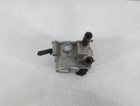 2012-2019 Kia Rio Throttle Body P/N:35100-2B300 Fits Fits 2012 2013 2014 2015 2016 2017 2018 2019 OEM Used Auto Parts - Oemu