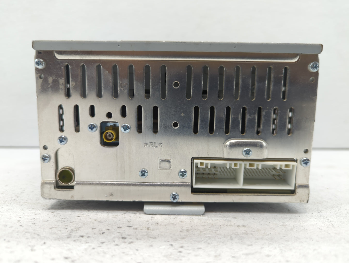 2012-2015 Kia Rio Am Fm Cd Player Radio Receiver - Oemusedautoparts1.com