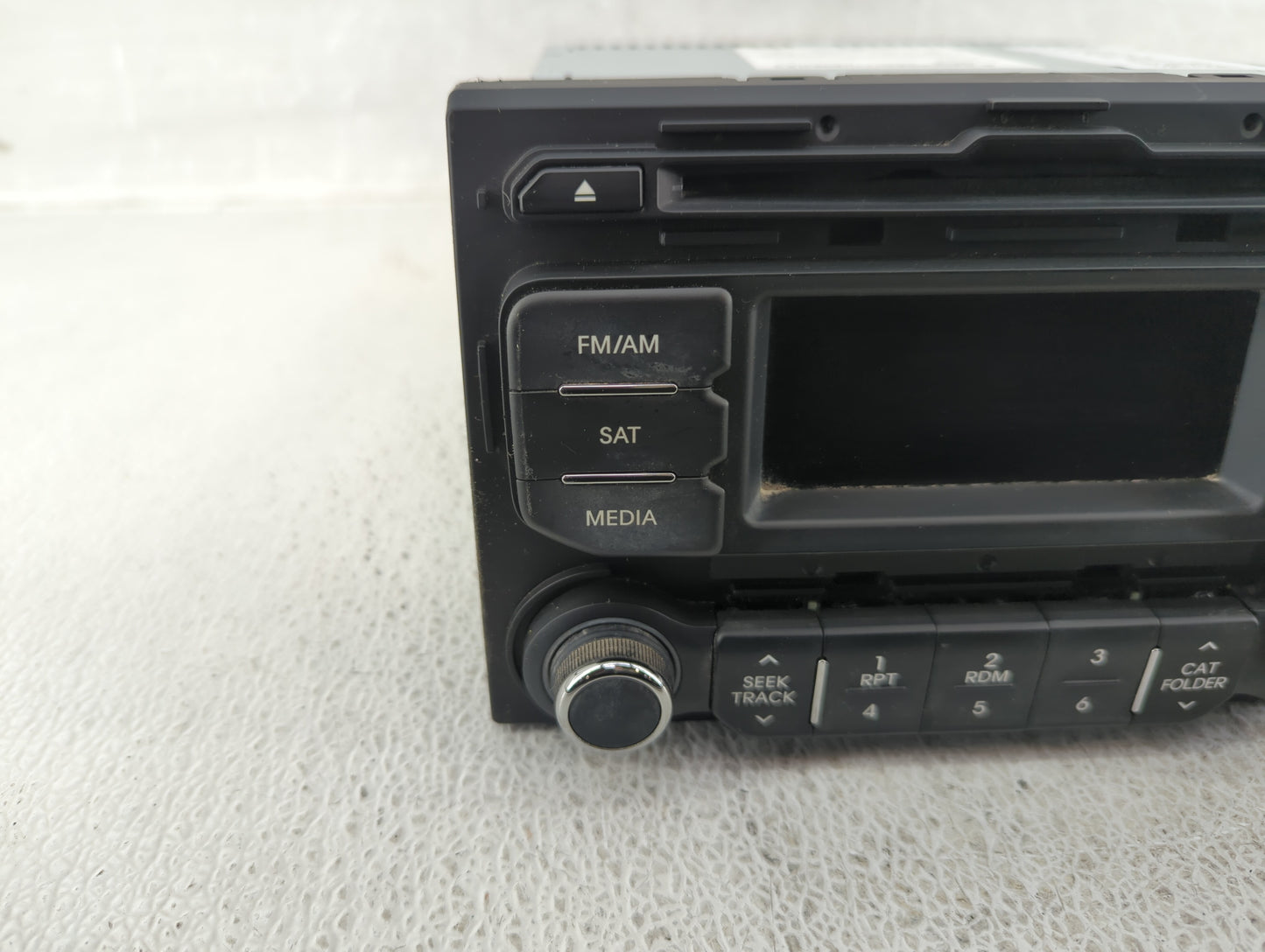 2012-2015 Kia Rio Am Fm Cd Player Radio Receiver - Oemusedautoparts1.com