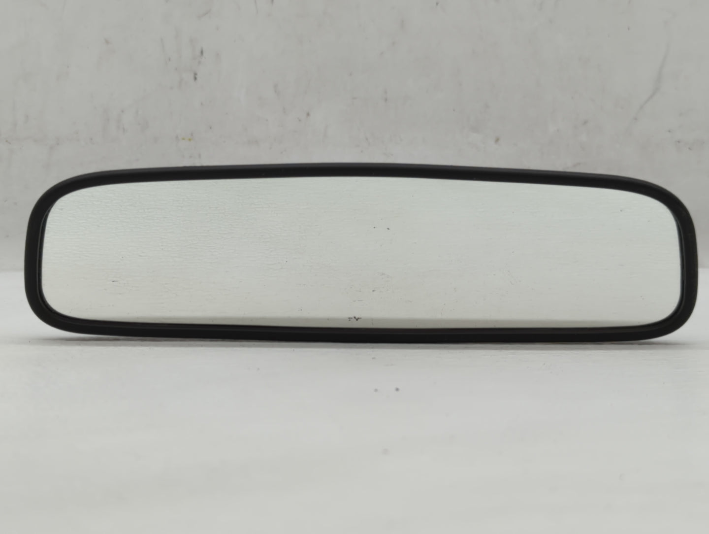 2010-2017 Kia Rio Interior Rear View Mirror Replacement OEM P/N:E4012143 Fits OEM Used Auto Parts - Oemusedautoparts1.com