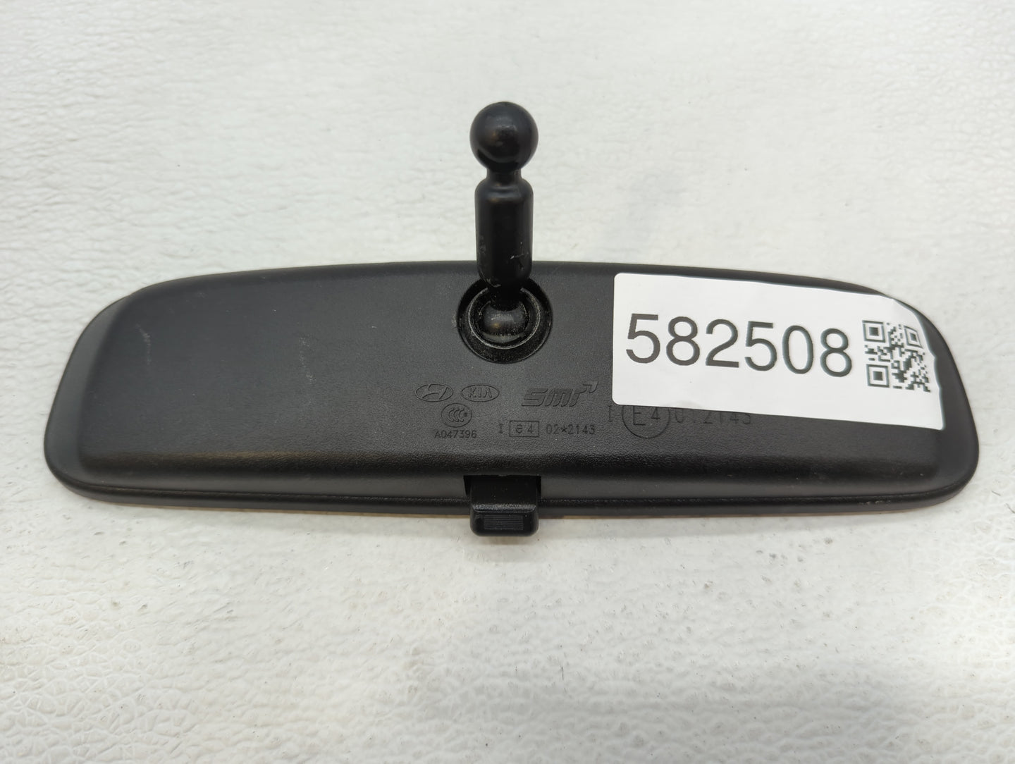 2010-2017 Kia Rio Interior Rear View Mirror Replacement OEM P/N:E4012143 Fits OEM Used Auto Parts - Oemusedautoparts1.com