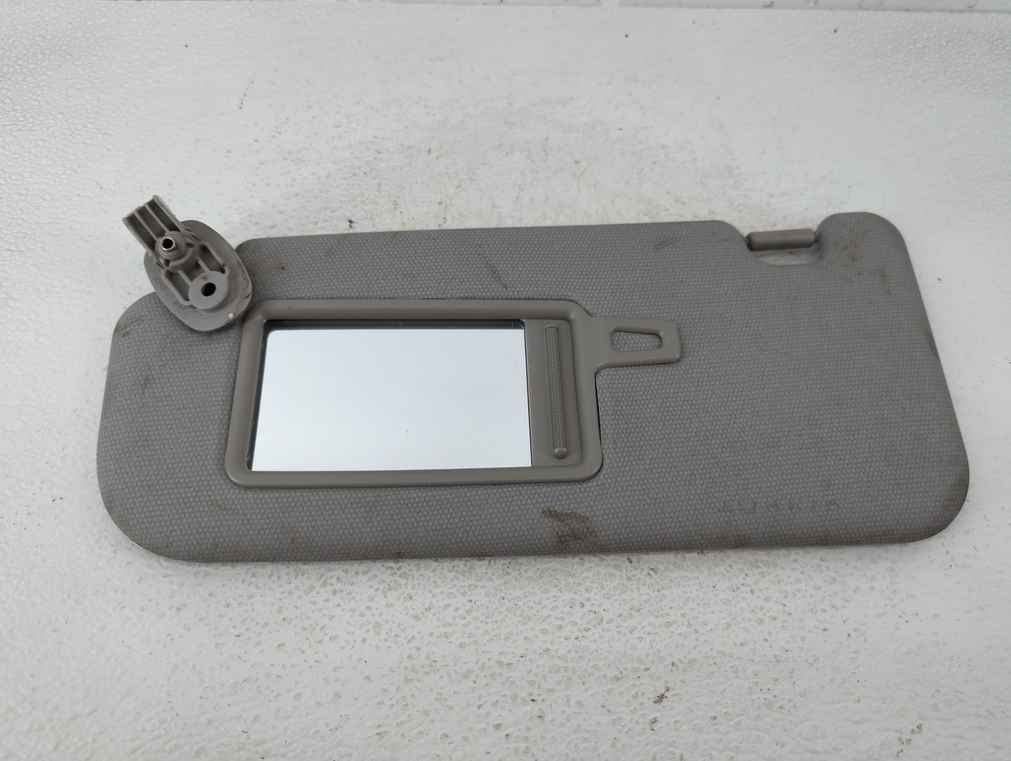 2012-2017 Kia Rio Sun Visor Shade Replacement Passenger Right Mirror Fits Fits 2012 2013 2014 2015 2016 2017 OEM Used Auto P