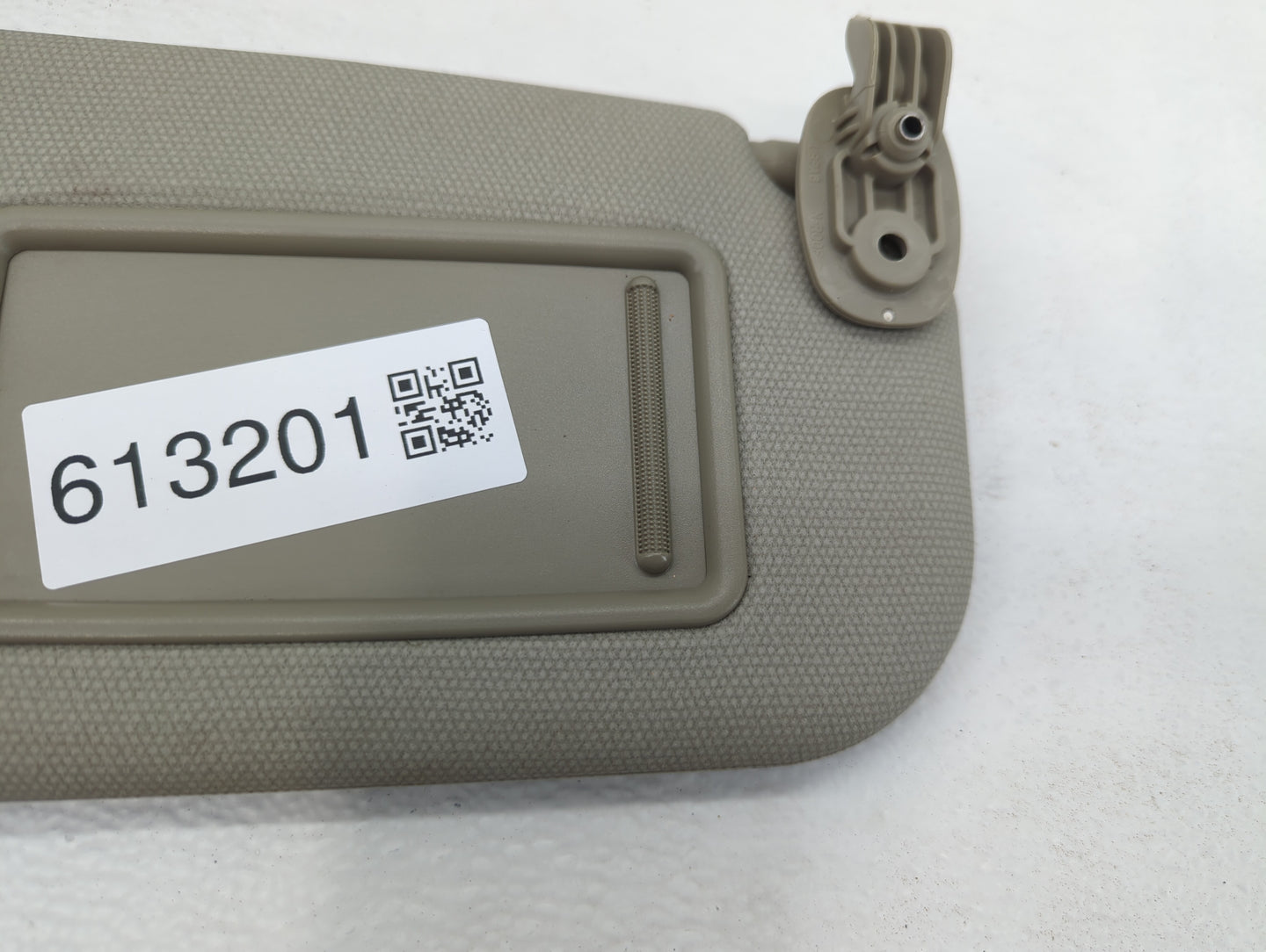 2012-2017 Kia Rio Sun Visor Shade Replacement Passenger Right Mirror Fits Fits 2012 2013 2014 2015 2016 2017 OEM Used Auto P