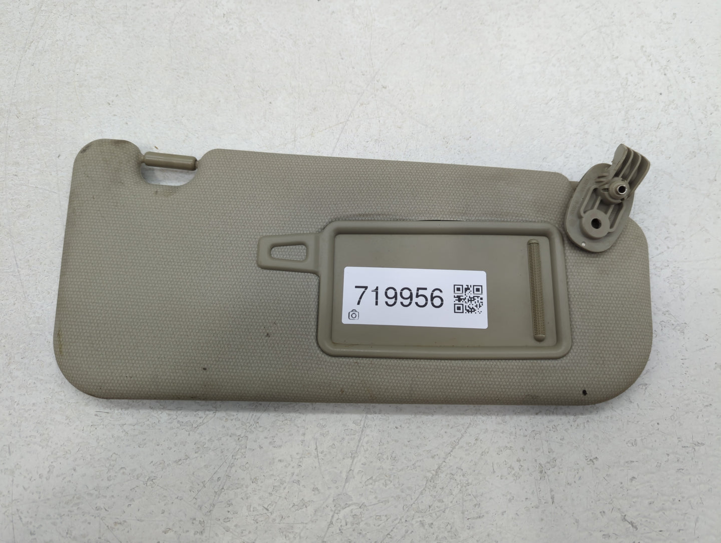 2012-2017 Kia Rio Sun Visor Shade Replacement Passenger Right Mirror Fits Fits 2012 2013 2014 2015 2016 2017 OEM Used Auto P