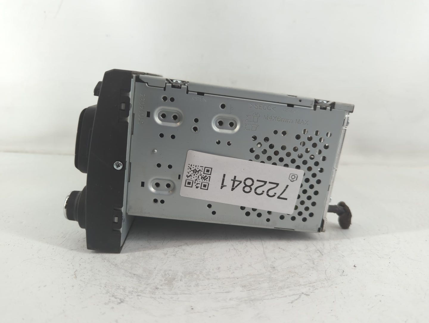 2012-2015 Kia Rio Radio AM FM Cd Player Receiver Replacement P/N:96170-1W900CA Fits Fits 2012 2013 2014 2015 OEM Used Auto P