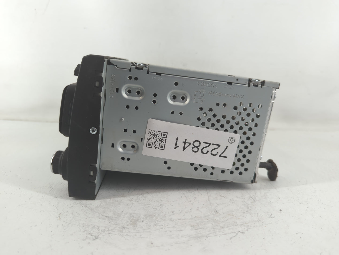 2012-2015 Kia Rio Radio AM FM Cd Player Receiver Replacement P/N:96170-1W900CA Fits Fits 2012 2013 2014 2015 OEM Used Auto P