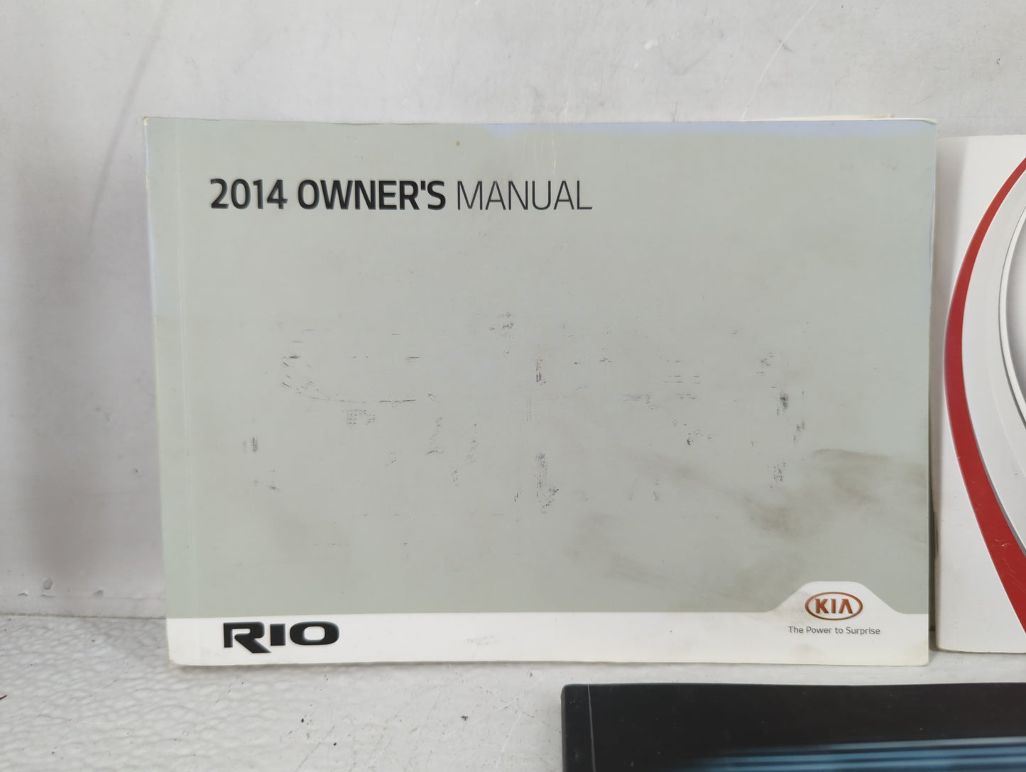 2014 Kia Rio Owners Manual Book Guide P/N:E1WO-EU42D OEM Used Auto Parts - Oemusedautoparts1.com