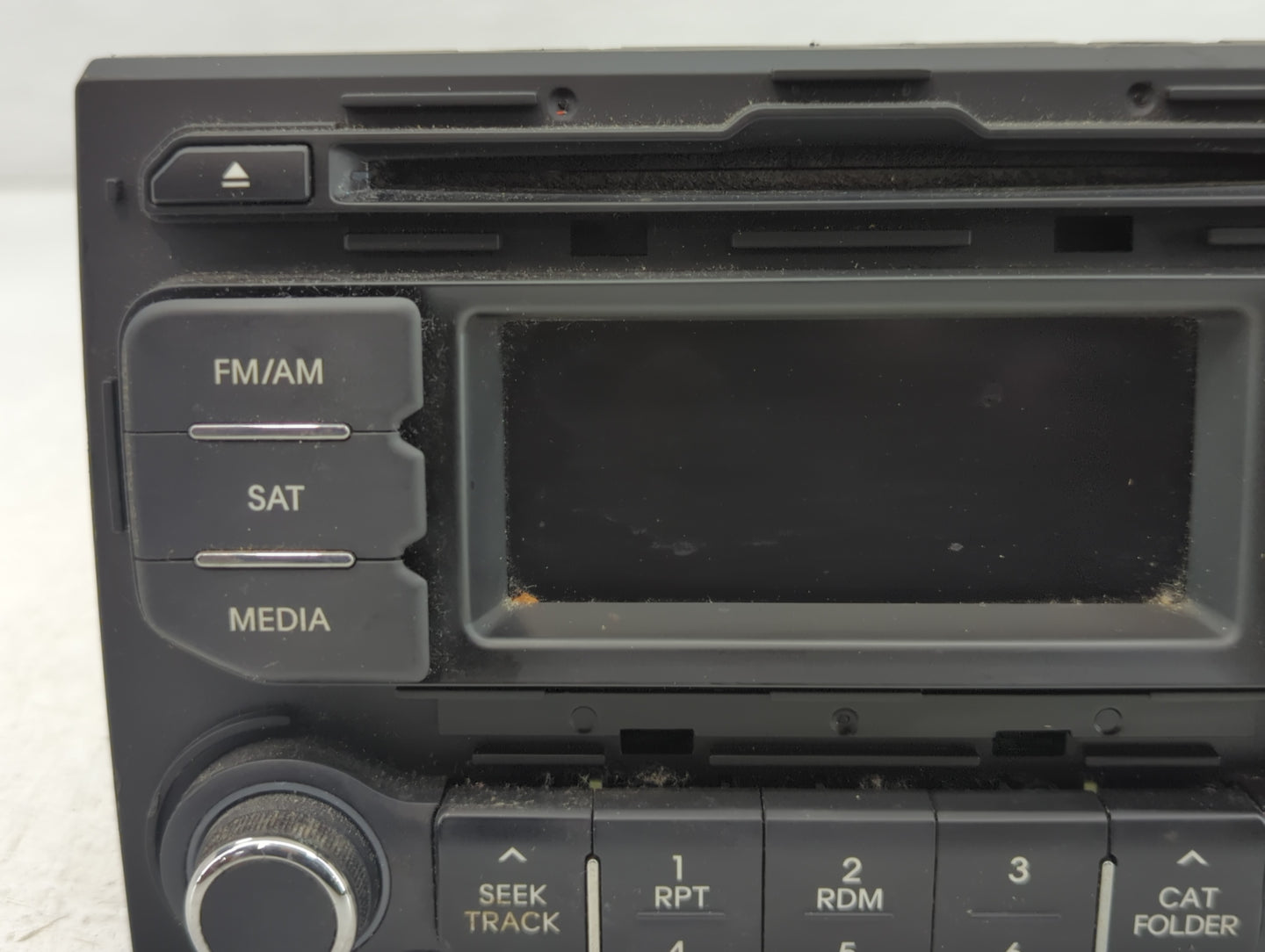 2012-2015 Kia Rio Am Fm Cd Player Radio Receiver - Oemusedautoparts1.com