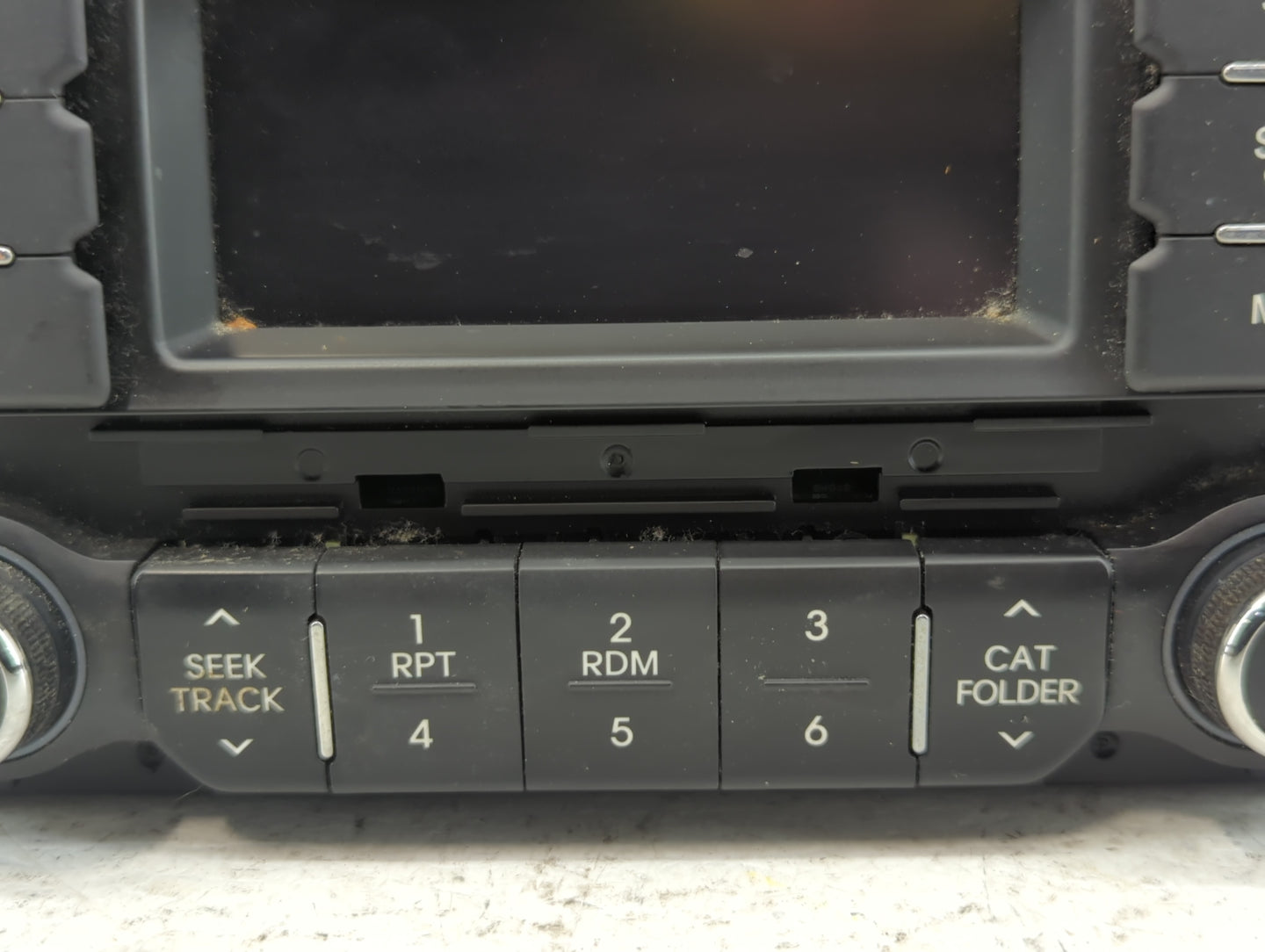 2012-2015 Kia Rio Am Fm Cd Player Radio Receiver - Oemusedautoparts1.com