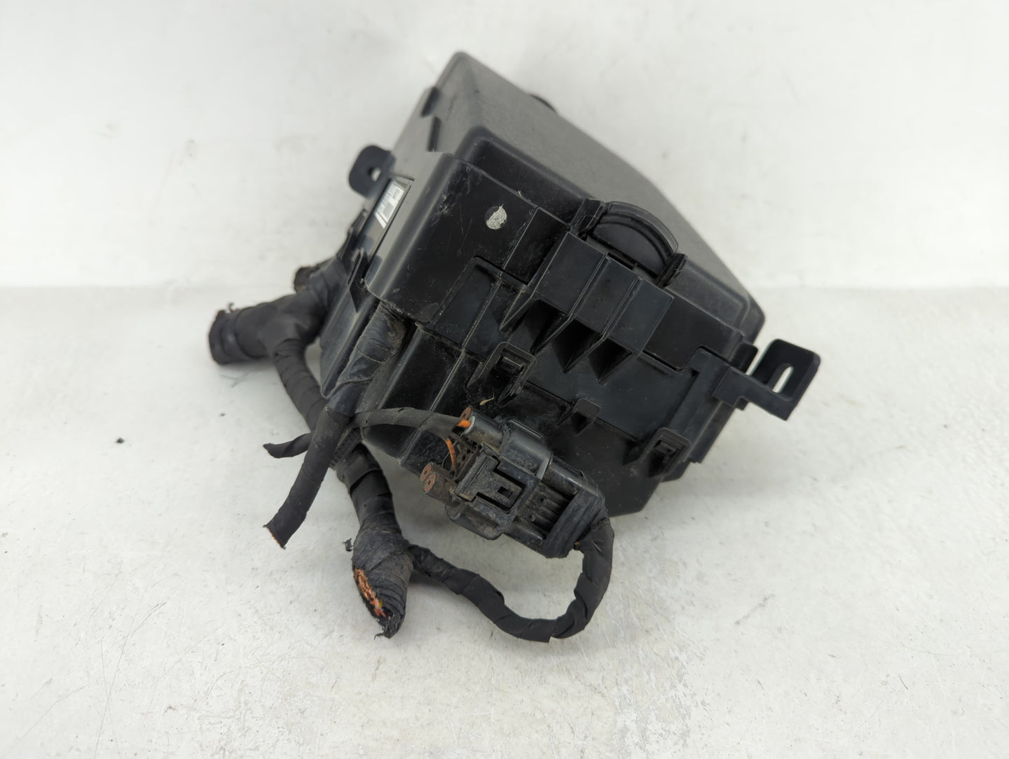 2014-2015 Kia Rondo Fusebox Fuse Box Panel Relay Module P/N:91210 A4310 Fits Fits 2014 2015 OEM Used Auto Parts - Oemusedaut