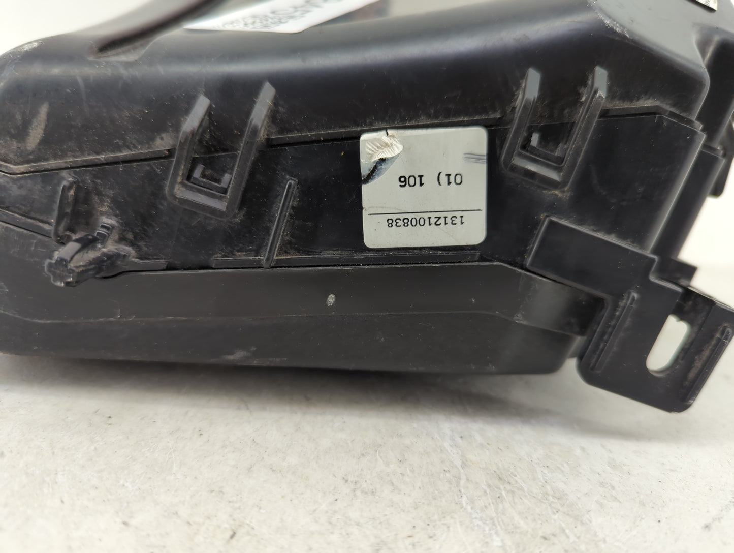 2014-2015 Kia Rondo Fusebox Fuse Box Panel Relay Module P/N:91210 A4240 Fits Fits 2014 2015 OEM Used Auto Parts - Oemusedaut
