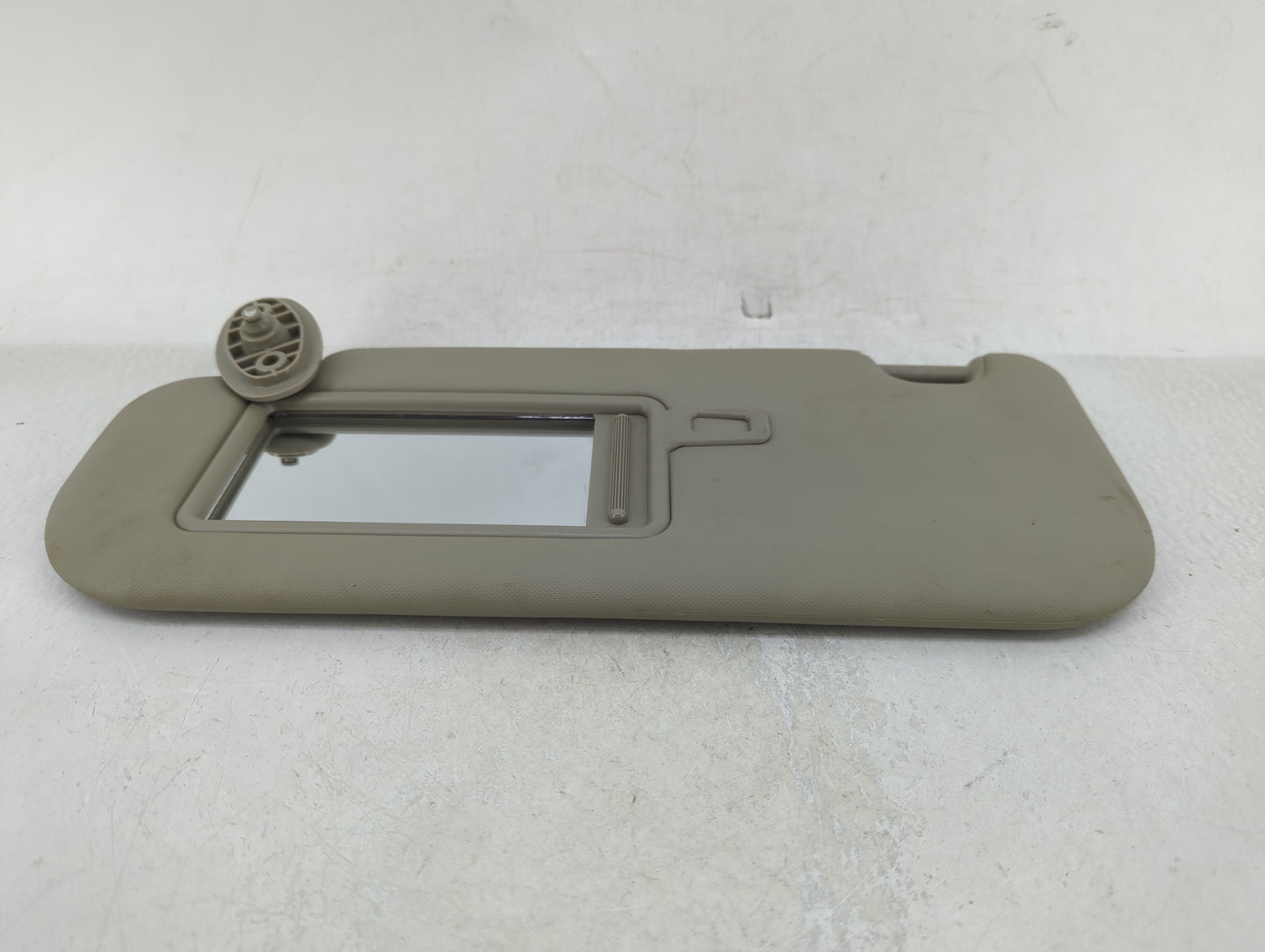 2014-2017 Kia Rondo Sun Visor Shade Replacement Driver Left Mirror Fits Fits 2014 2015 2016 2017 OEM Used Auto Parts - Oemus