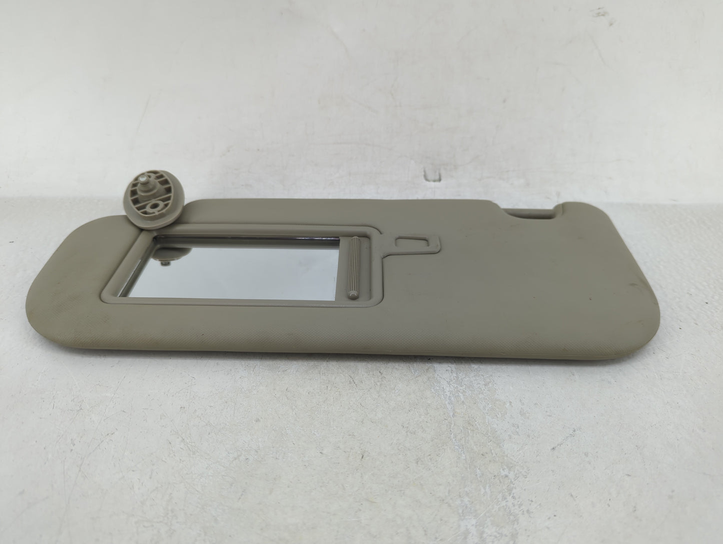 2014-2017 Kia Rondo Sun Visor Shade Replacement Driver Left Mirror Fits Fits 2014 2015 2016 2017 OEM Used Auto Parts - Oemus