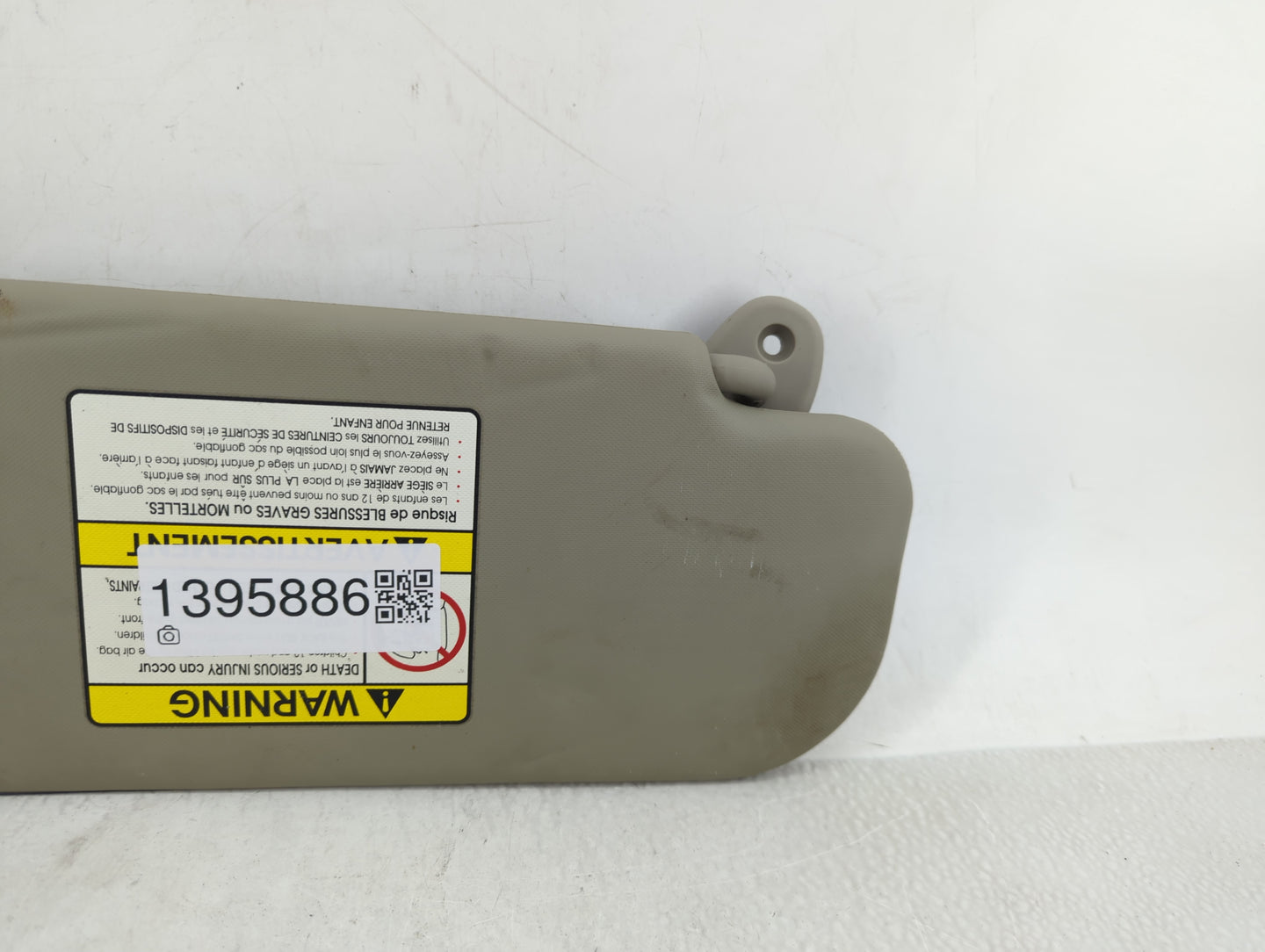 2014-2017 Kia Rondo Sun Visor Shade Replacement Driver Left Mirror Fits Fits 2014 2015 2016 2017 OEM Used Auto Parts - Oemus