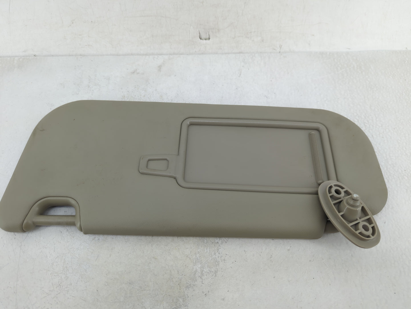 2014-2017 Kia Rondo Sun Visor Shade Replacement Driver Left Mirror Fits Fits 2014 2015 2016 2017 OEM Used Auto Parts - Oemus