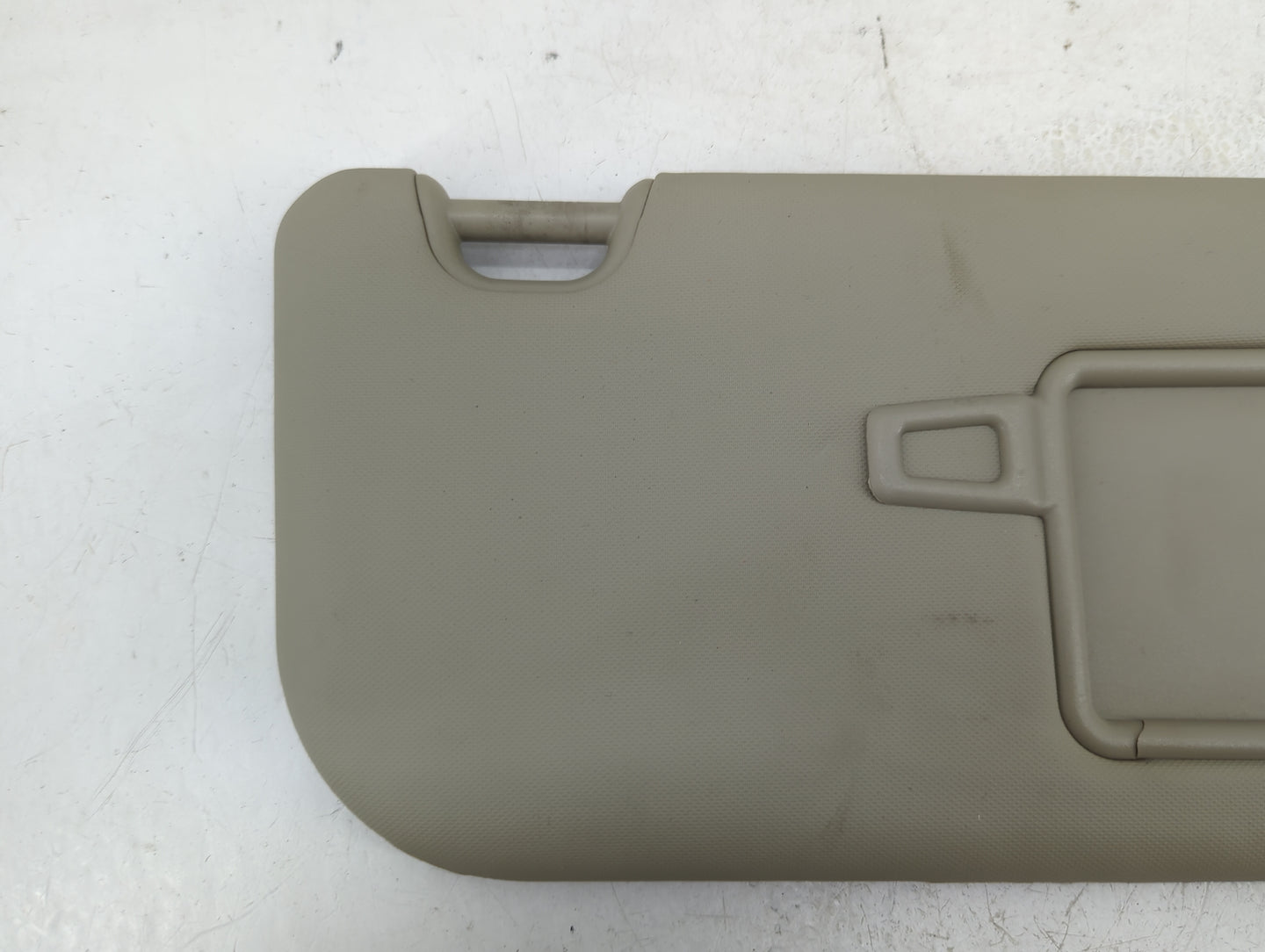 2014-2017 Kia Rondo Sun Visor Shade Replacement Passenger Right Mirror Fits Fits 2014 2015 2016 2017 OEM Used Auto Parts - O